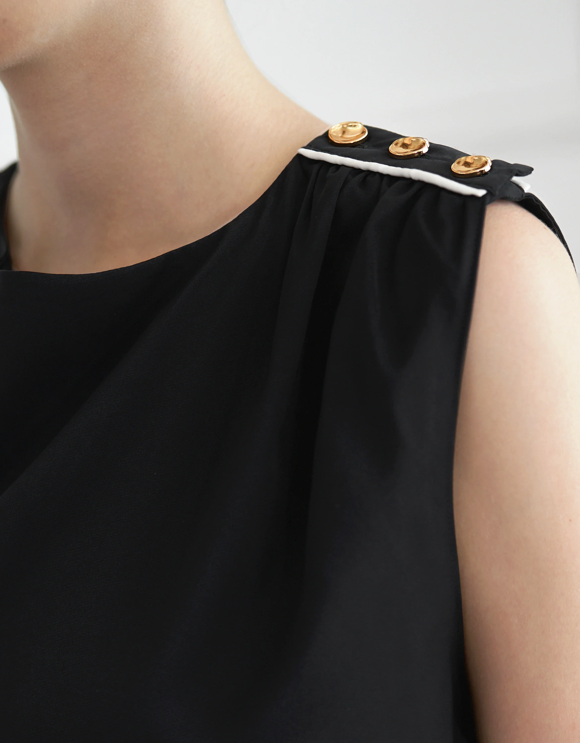 Asymmetric Sleeve Shoulder Button Round Neck Top - Image 13