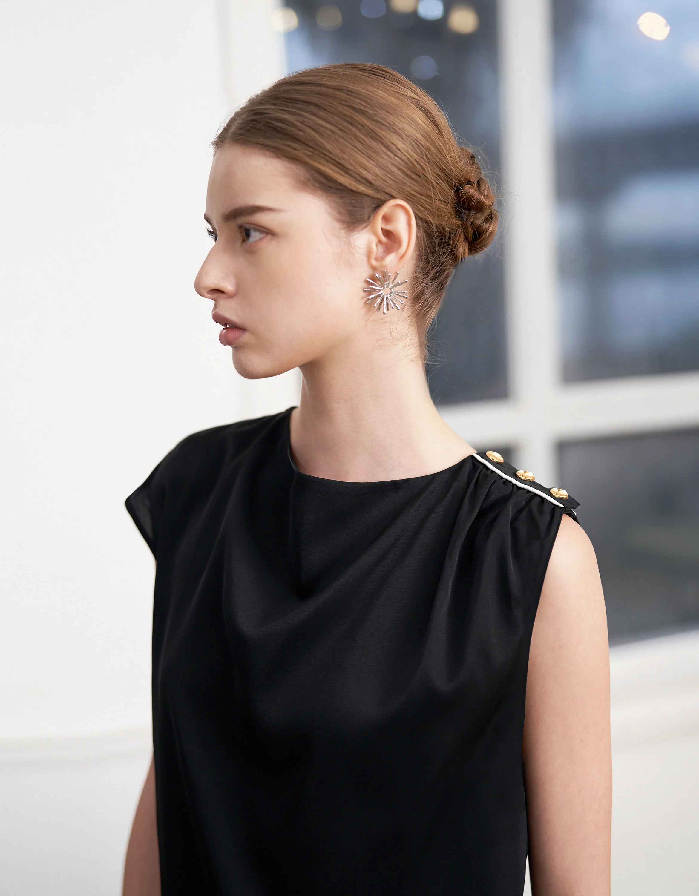 Asymmetric Sleeve Shoulder Button Round Neck Top - Image 15