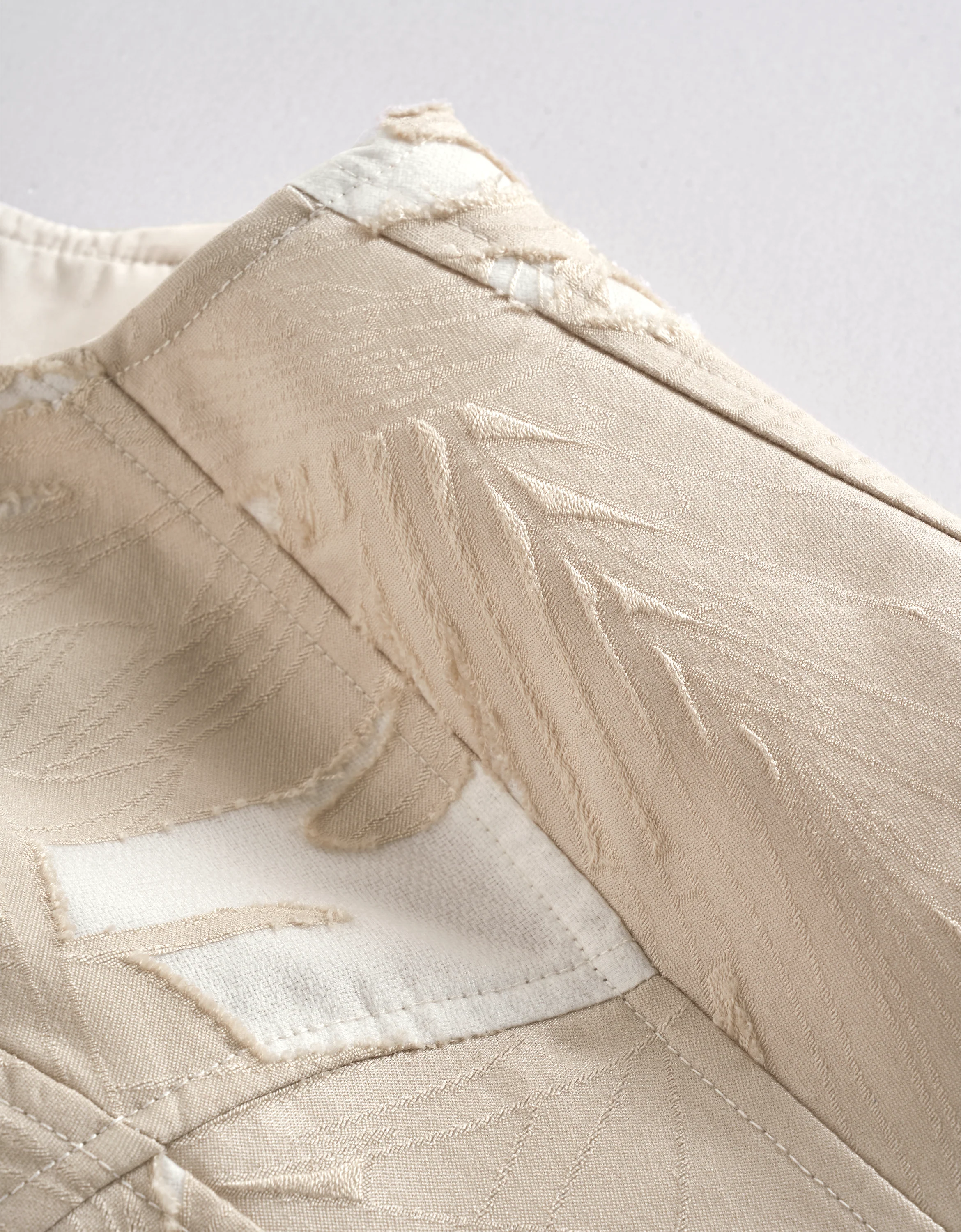 Burnished Texture Square Neck Sleeveless Top - Image 8