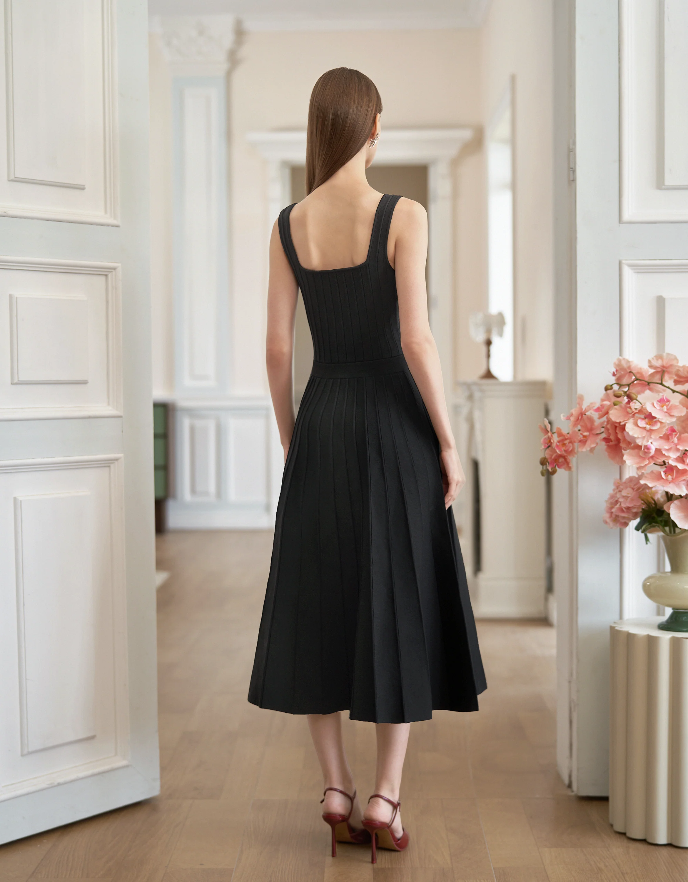 Buttoned Straps Slim Fit Midi Knit Dress - Image 3