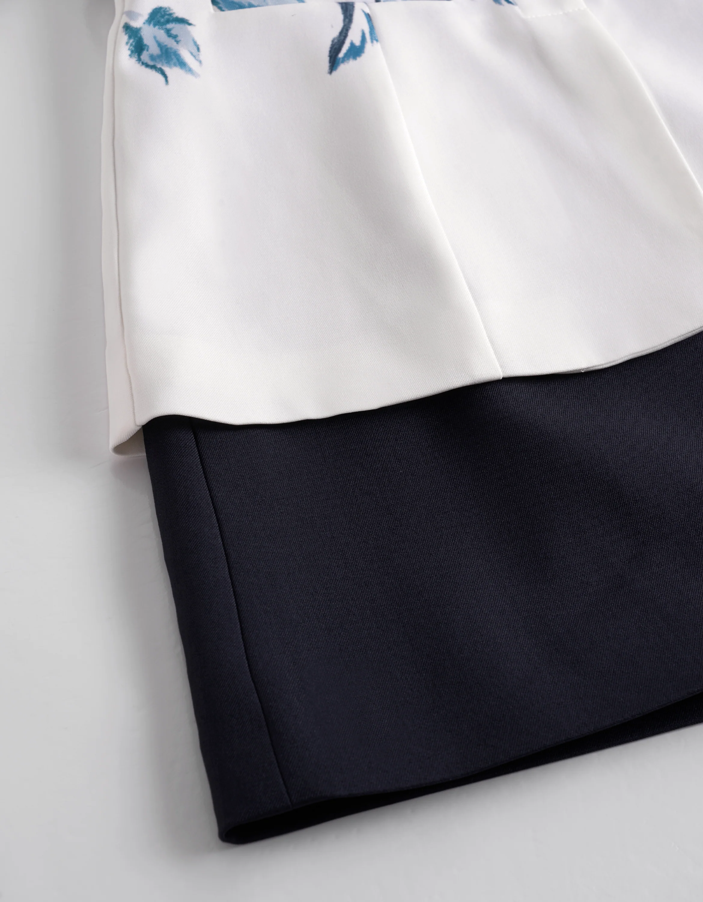 Colorblock Art Print Sleeveless Dress - Image 7