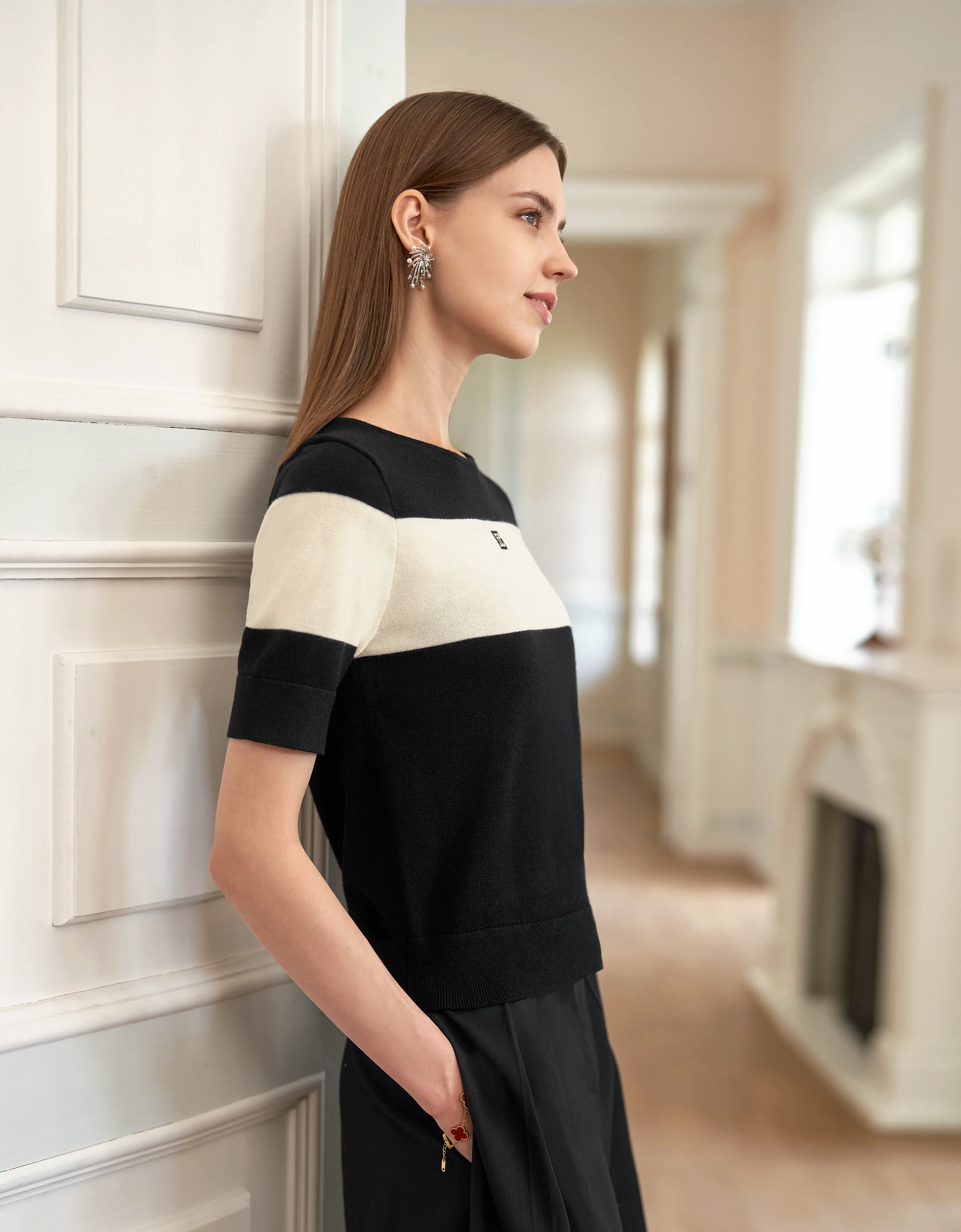 Colorblock Short Sleeve Knitted Logo Top - Image 4