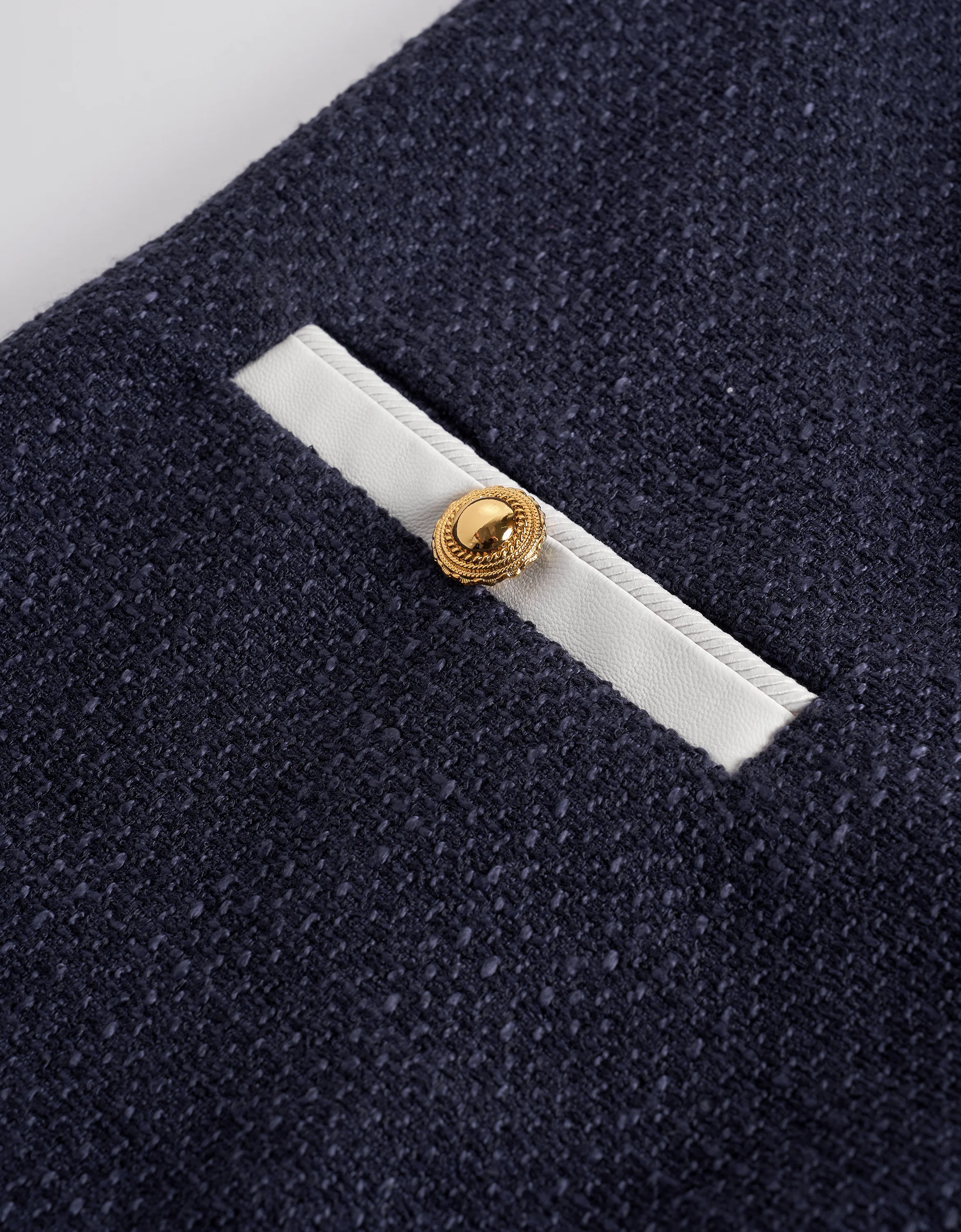 Contrast Detail Short Sleeve Tweed Dress - Image 8
