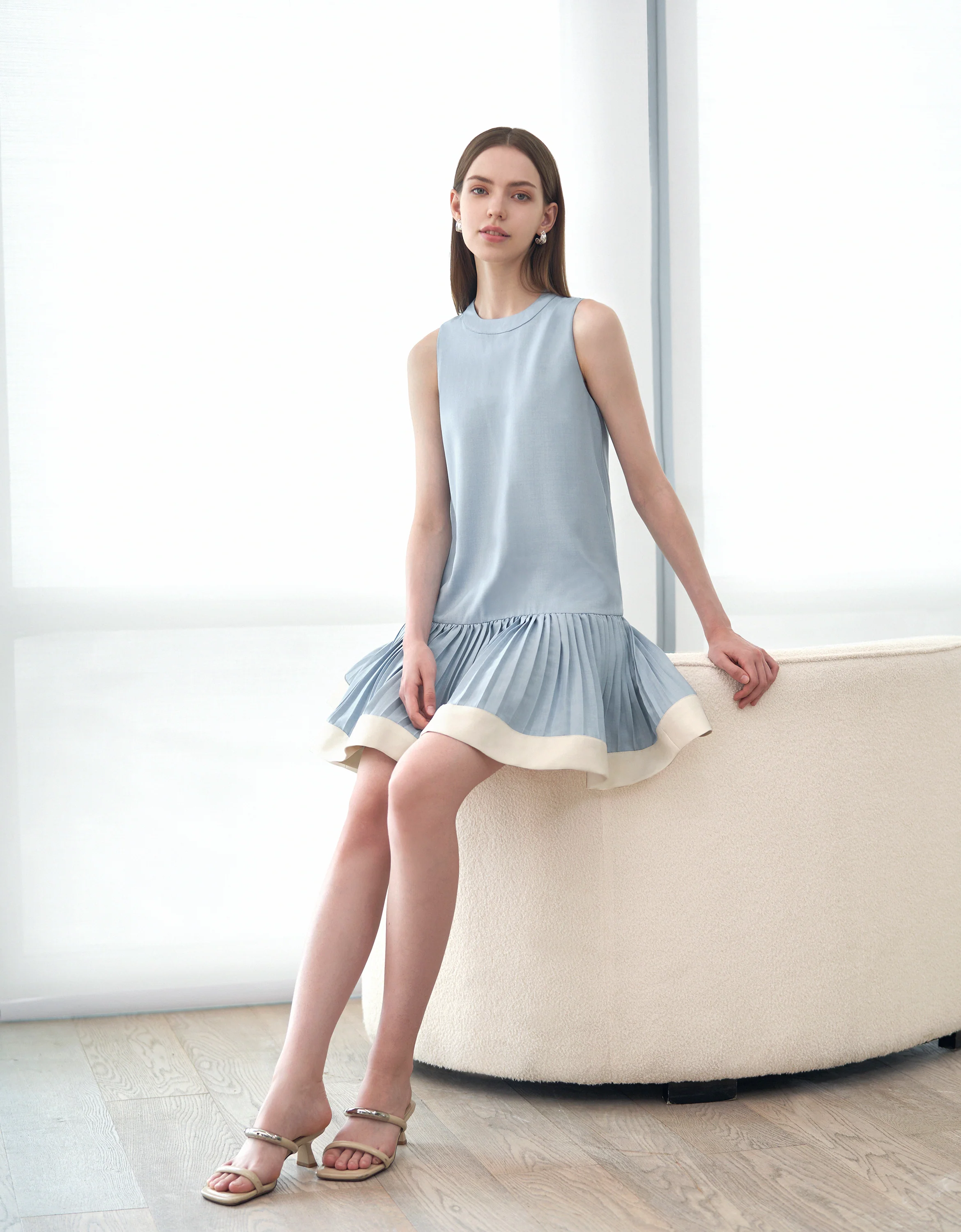 Contrast Hem Pleated Drop Waist Dress - Image 19