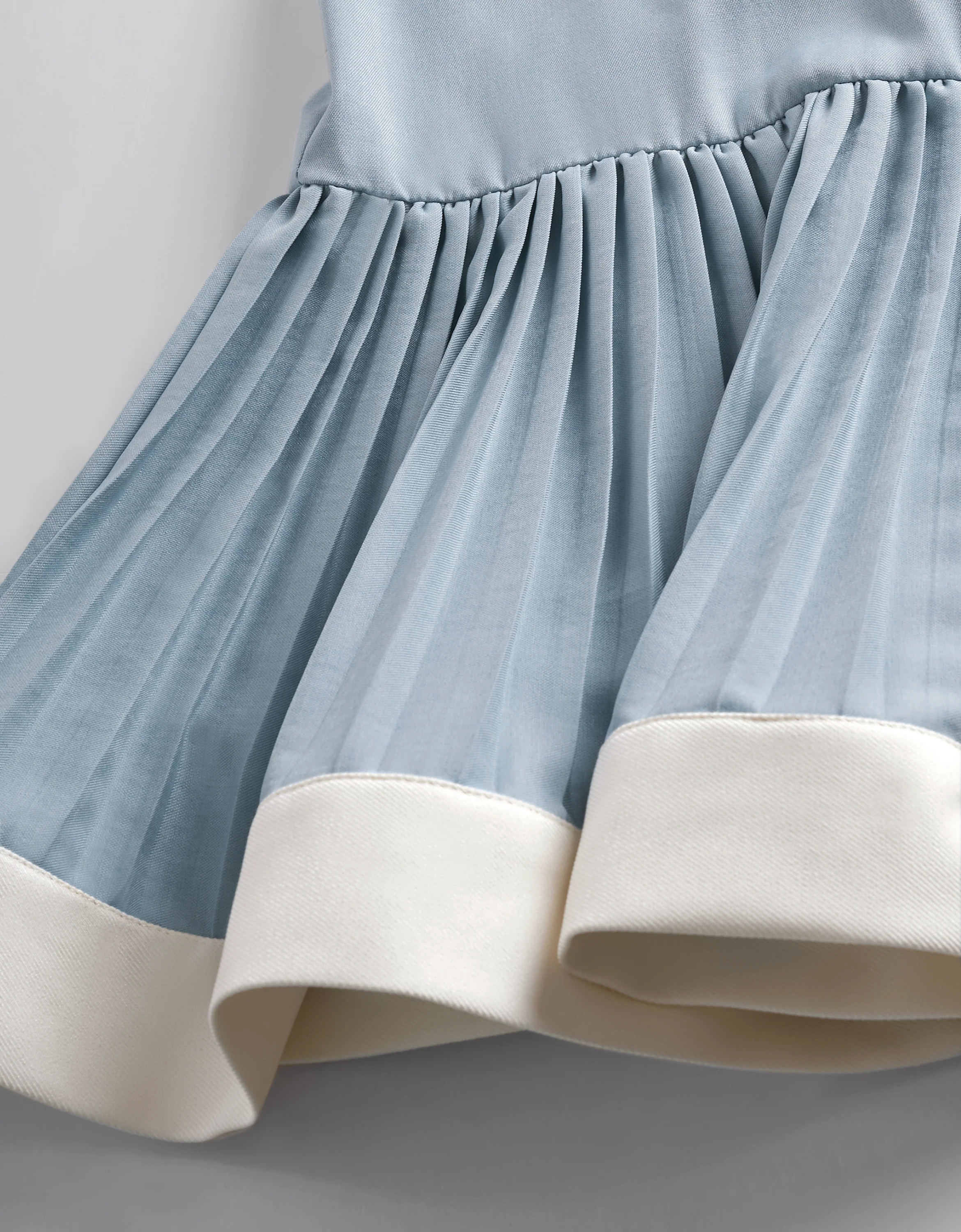 Contrast Hem Pleated Drop Waist Dress - Image 27