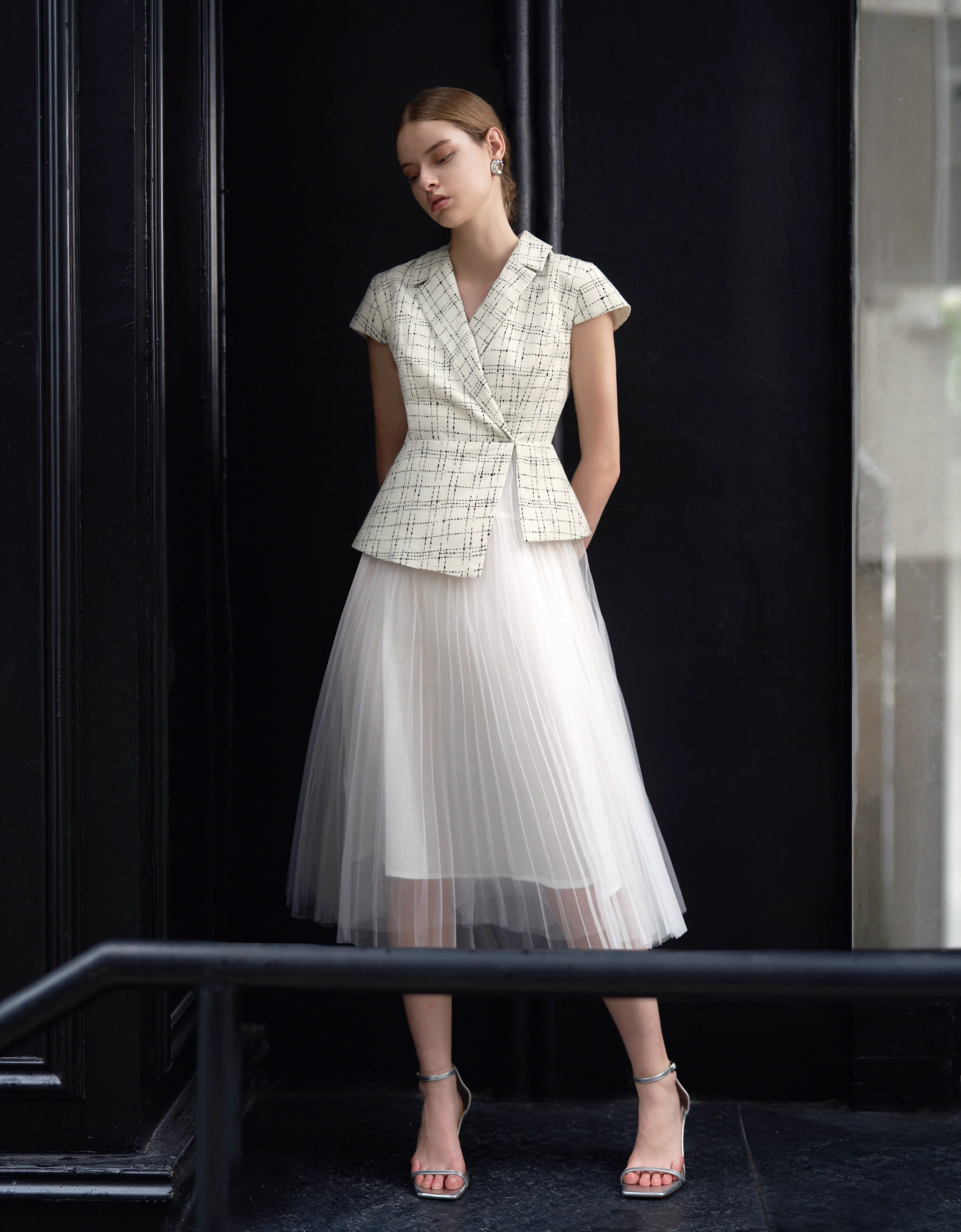 Contrast Mesh Skirt Checkered Midi Dress - Image 4