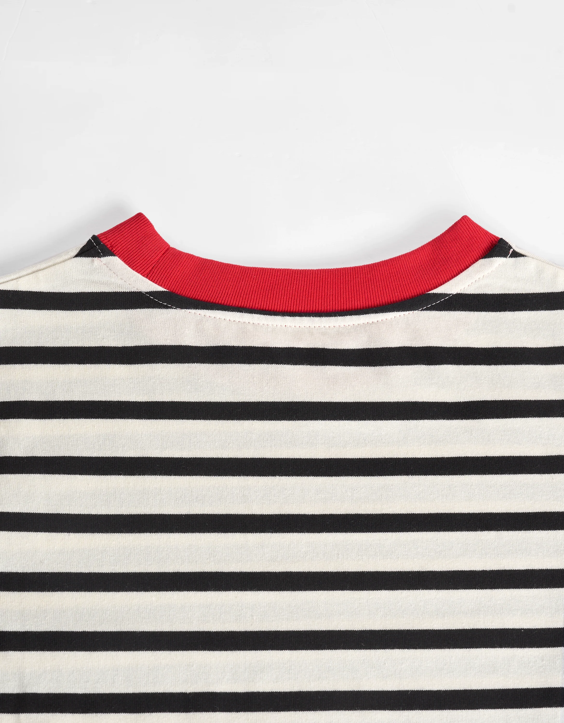 Contrast Neckline Stripe T-Shirt - Image 16