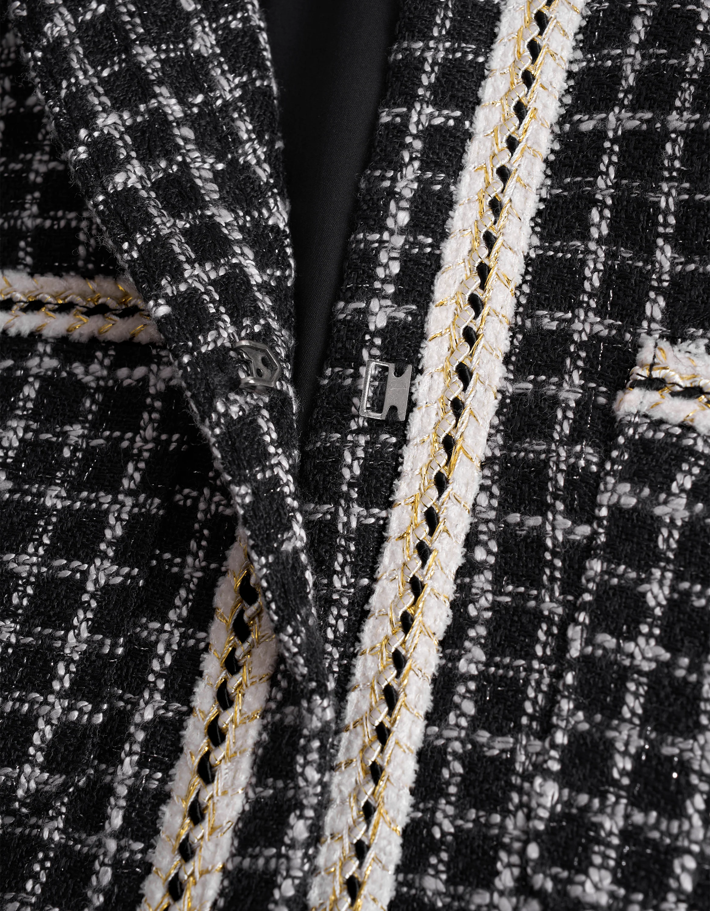 Contrast Trims Round Neck Plaid Jacket - Image 9