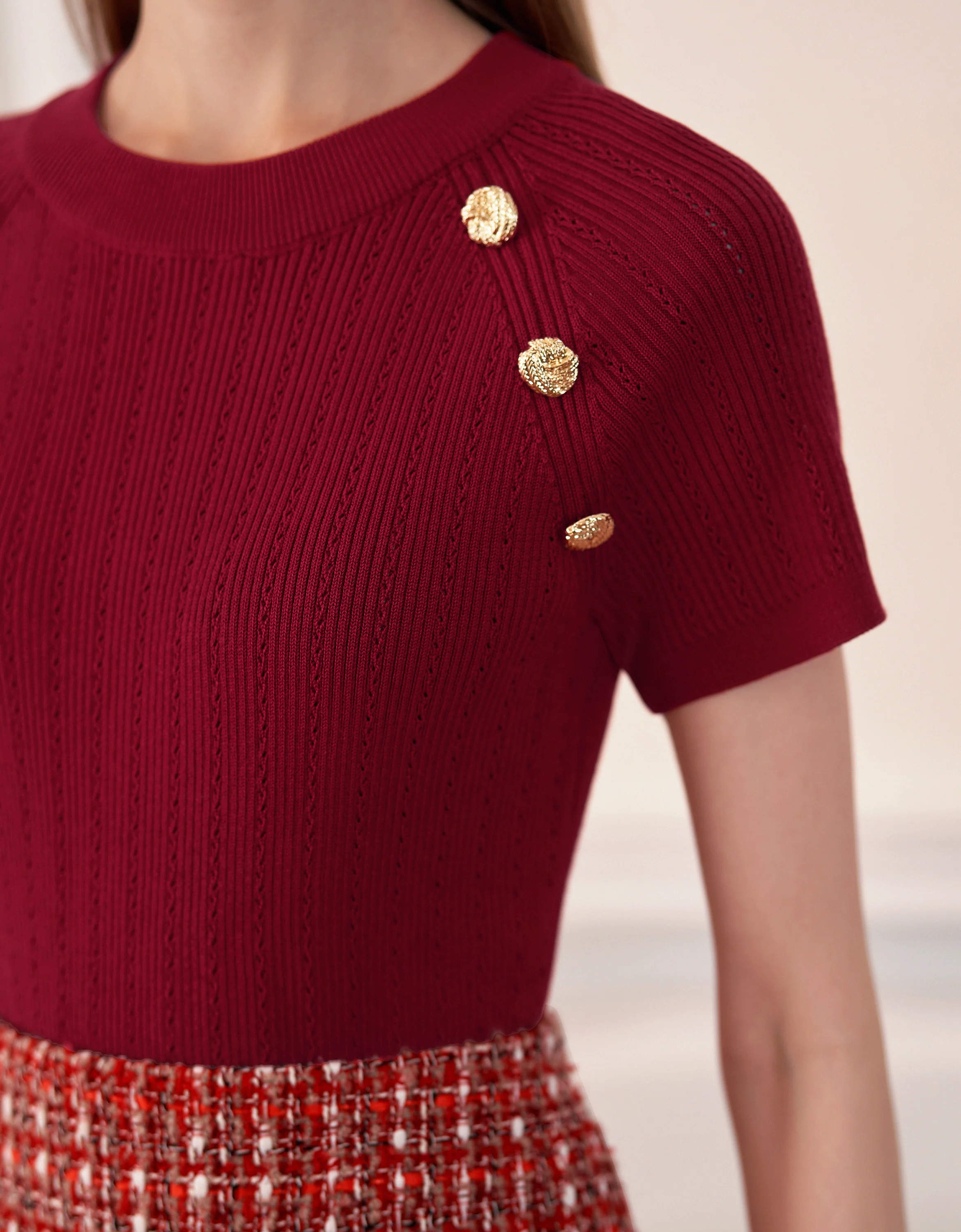Decorative Shoulder Buttons Short Sleeve Knit Top - Image 12