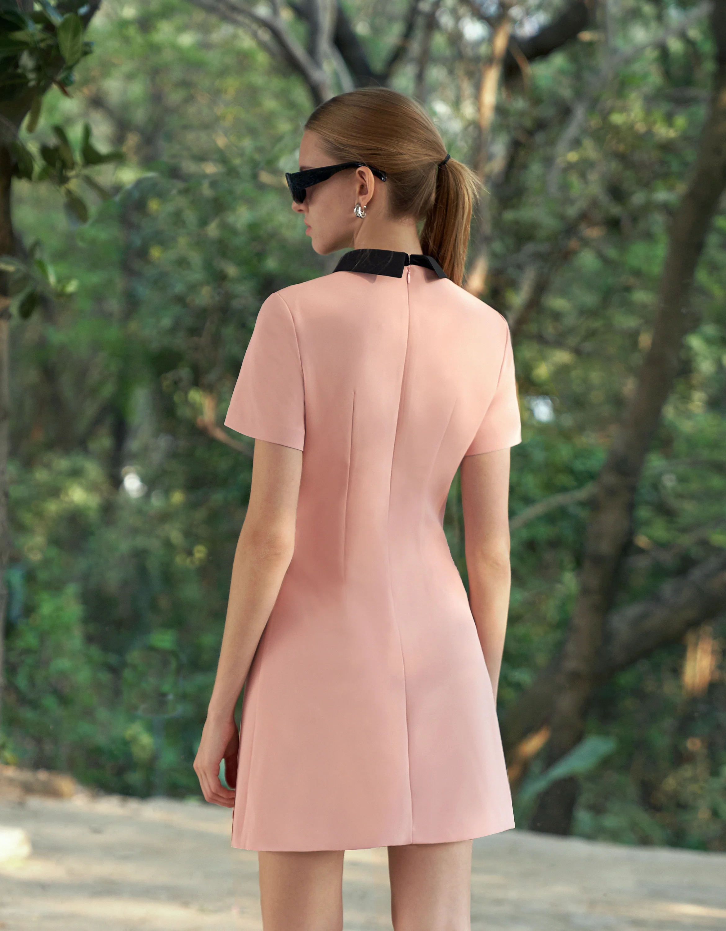Detachable Collar Short Sleeve Dress - Image 14