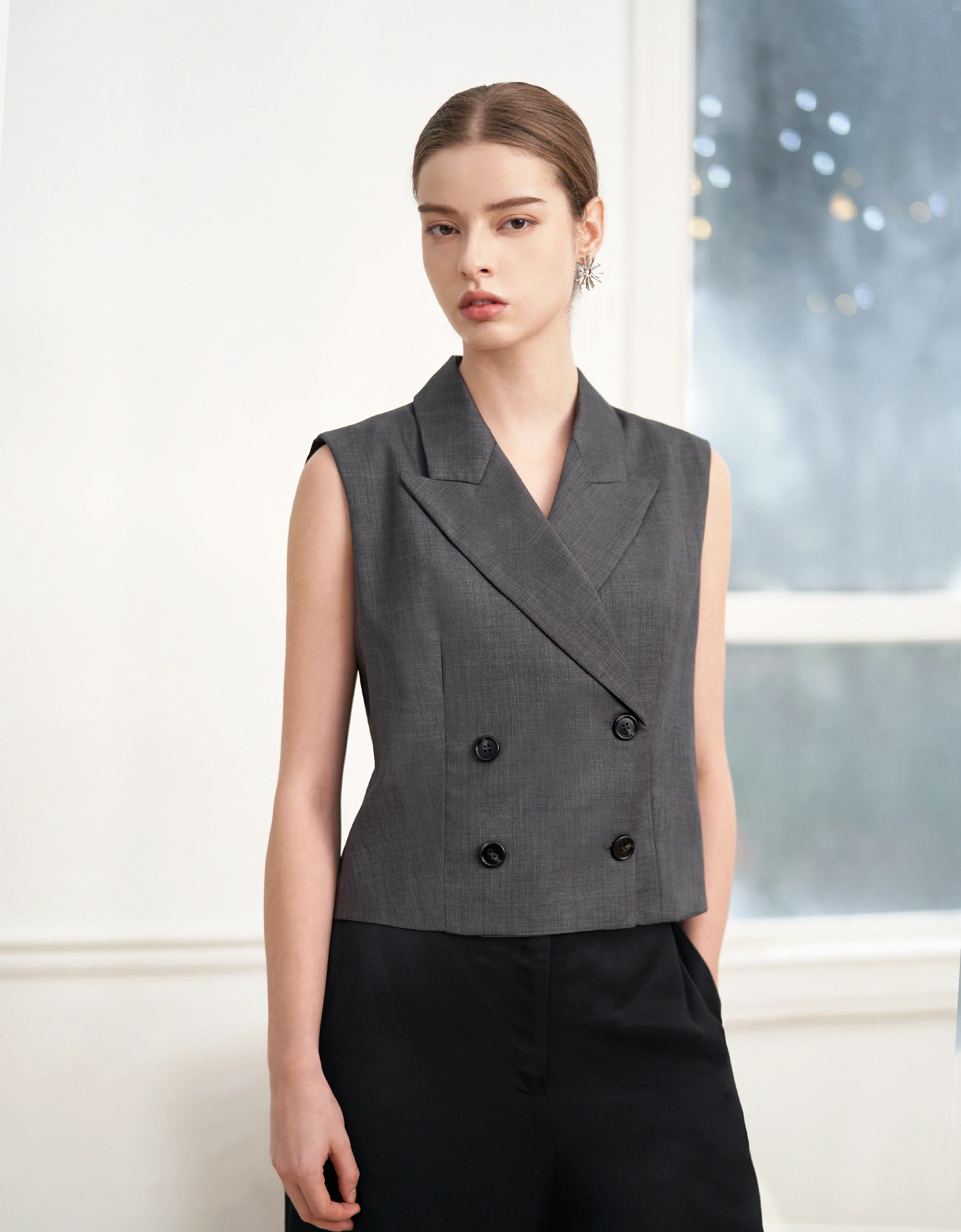 Double-breasted Sleeveless Suit Vest - Image 2