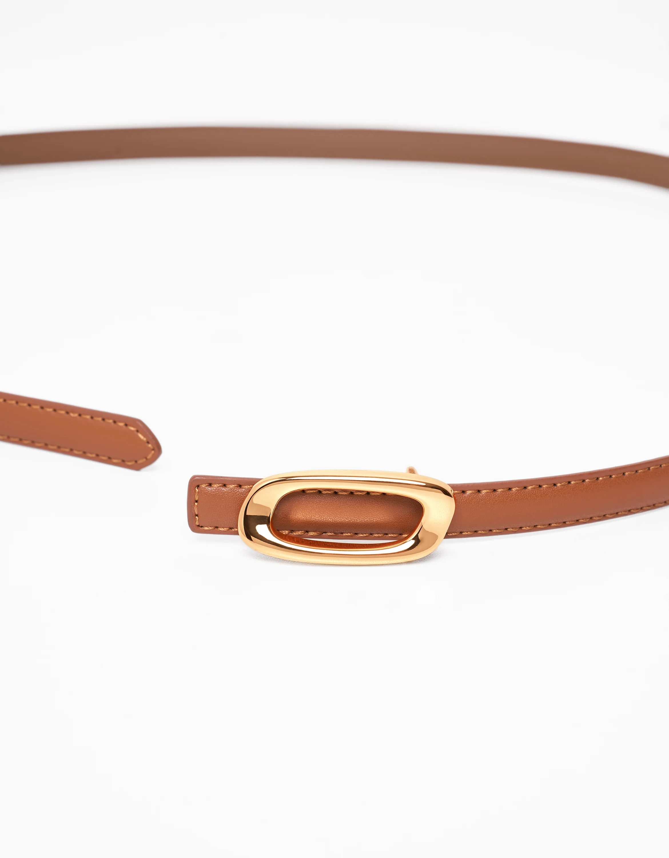 Flat Oval Buckle Thin Leather Belt - Image 5