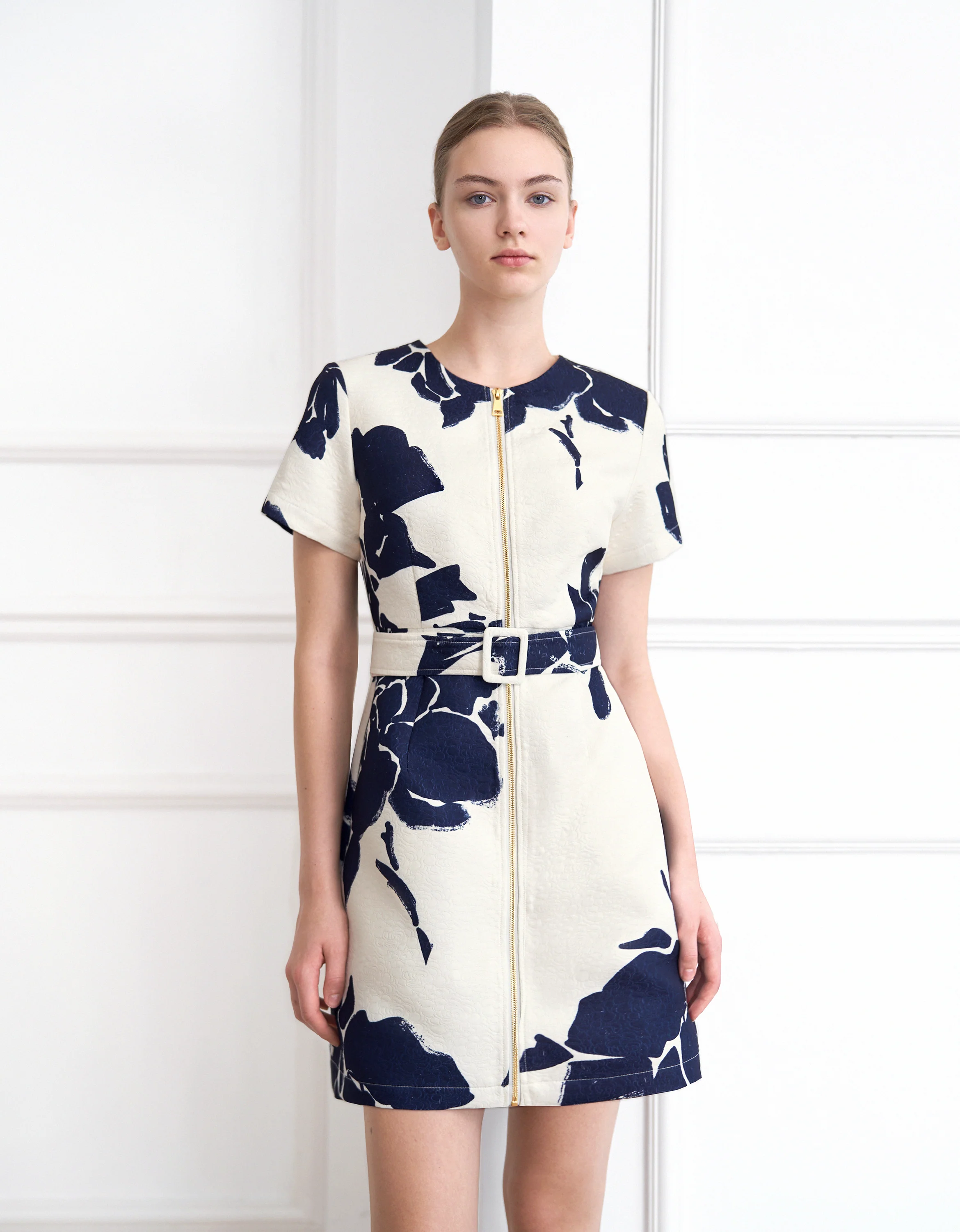 Floral Print Short Sleeve Zip Up Dress - Image 3
