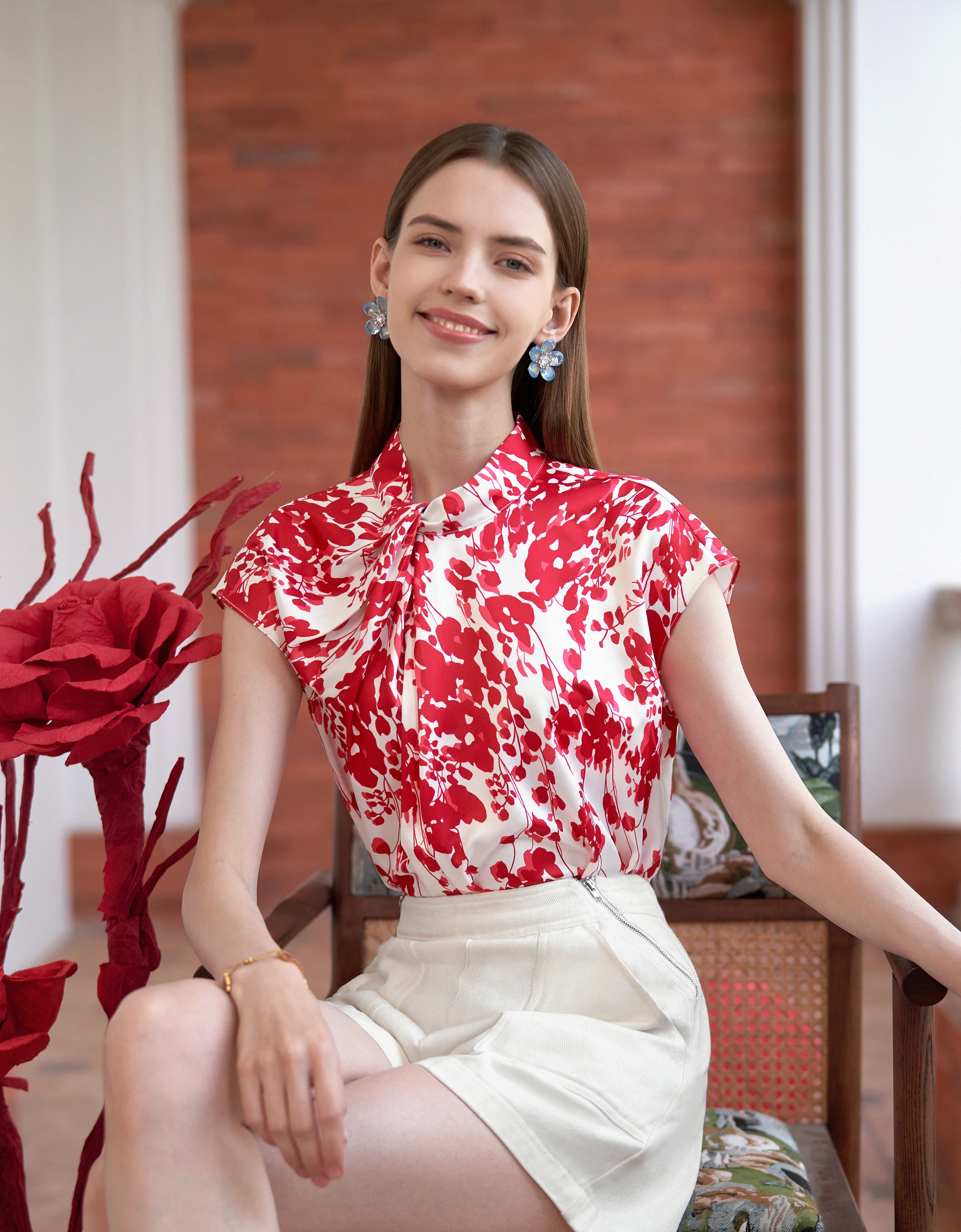 Knot Collar Floral Print Top - Image 4
