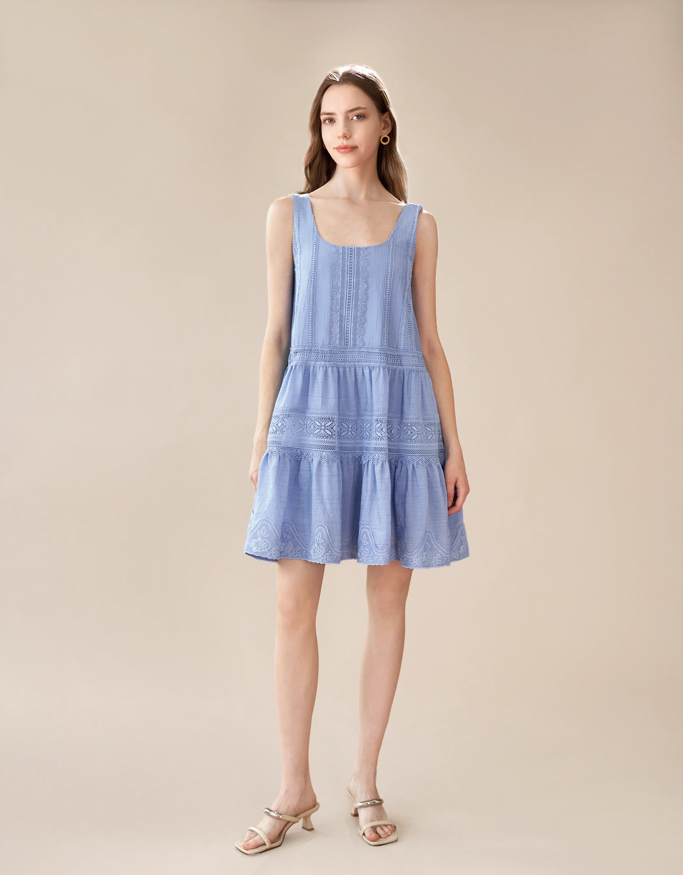 Lace Panel U-neck Sleeveless Dress - Image 5