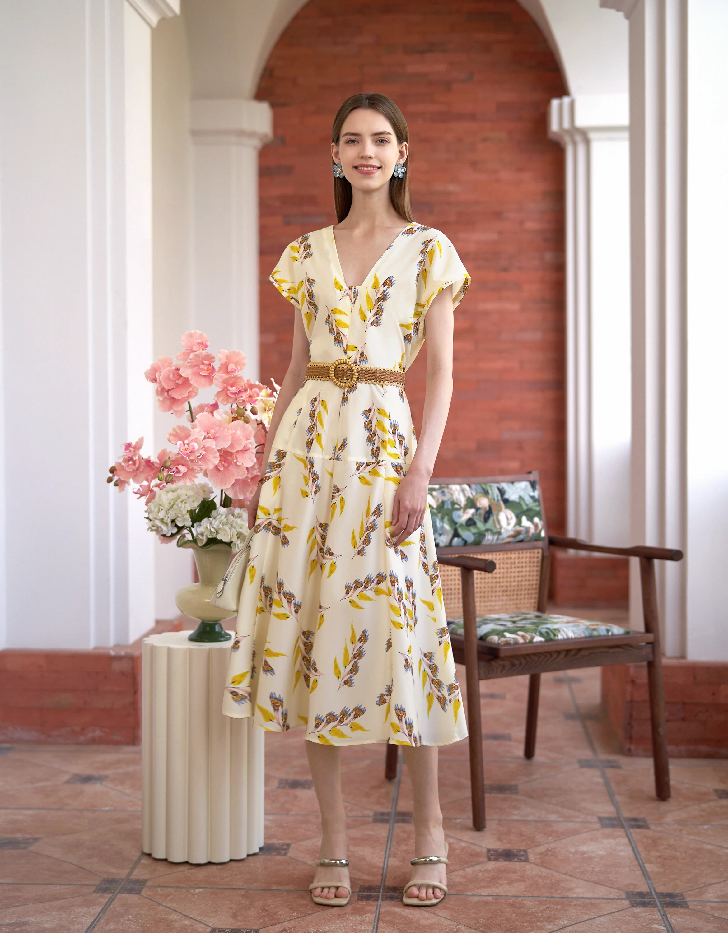 Leaf Print V-neck Midi Dress - Image 5