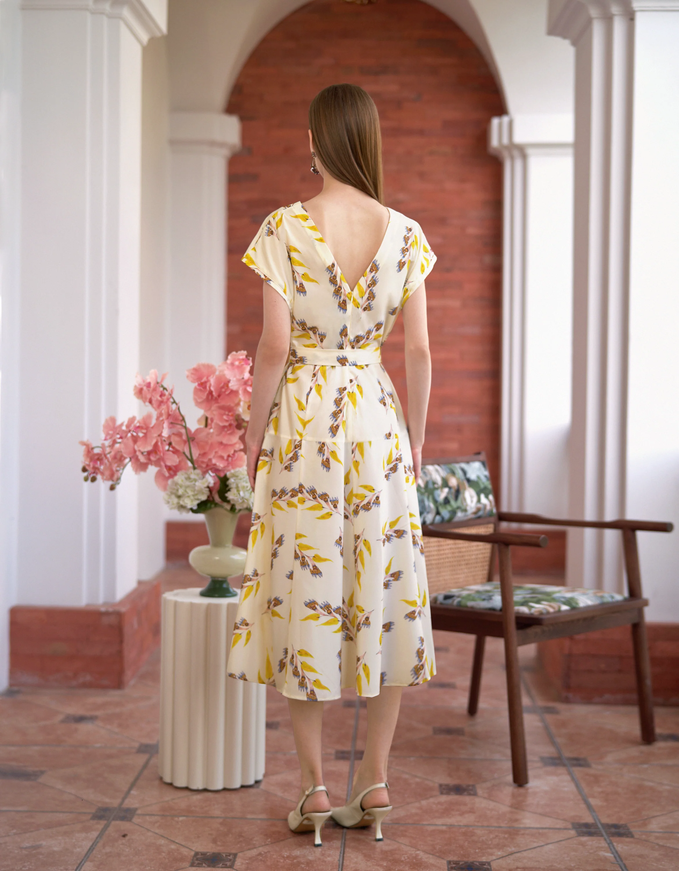Leaf Print V-neck Midi Dress - Image 7