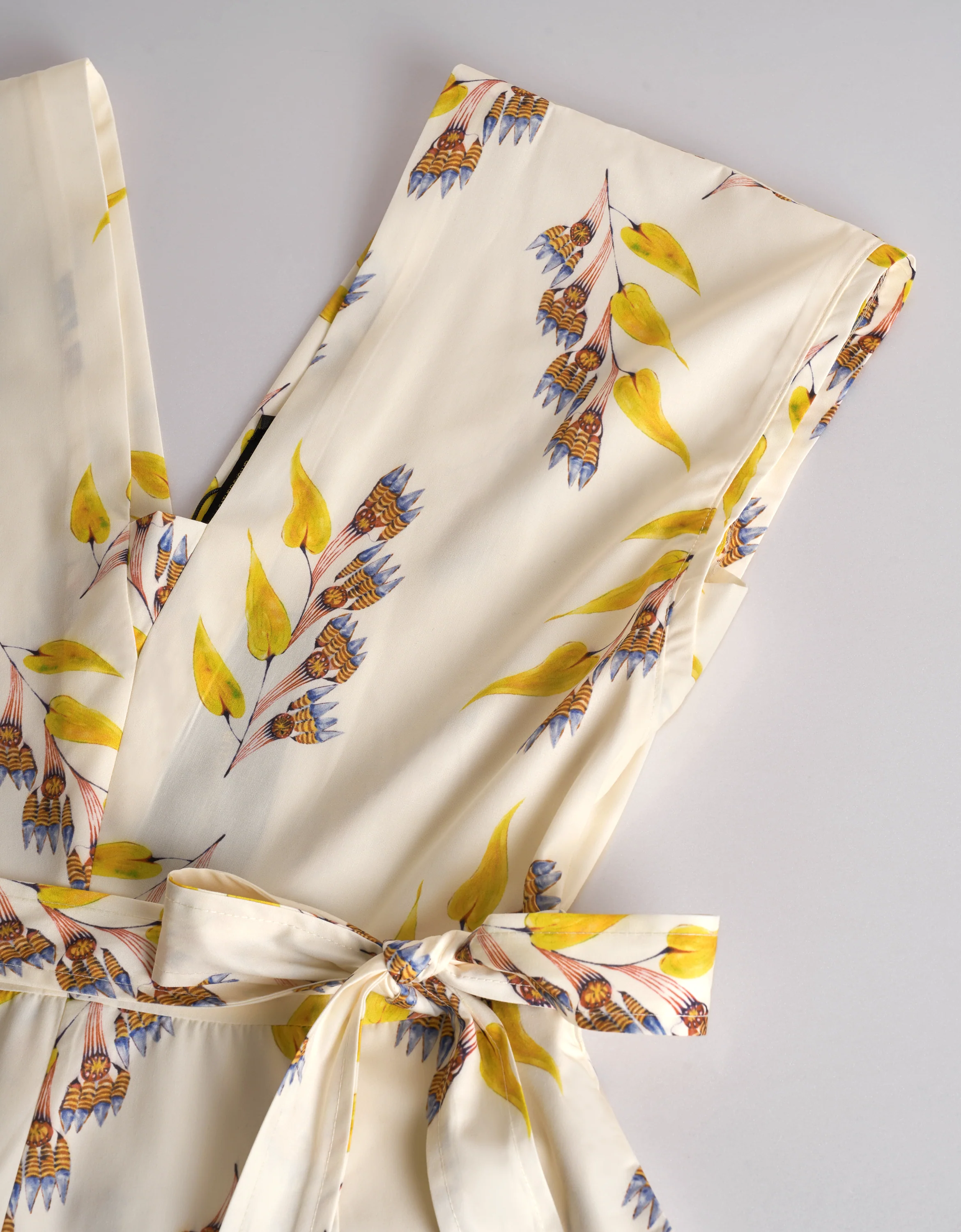 Leaf Print V-neck Midi Dress - Image 8