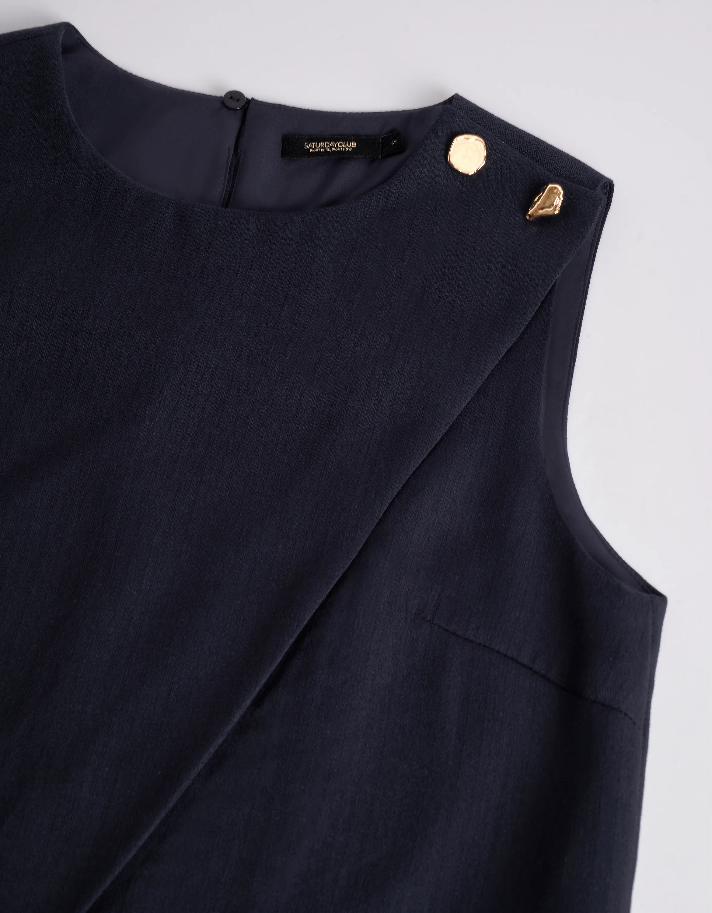 Linen-blend Layered Front Shoulder Button Crop Top - Image 13
