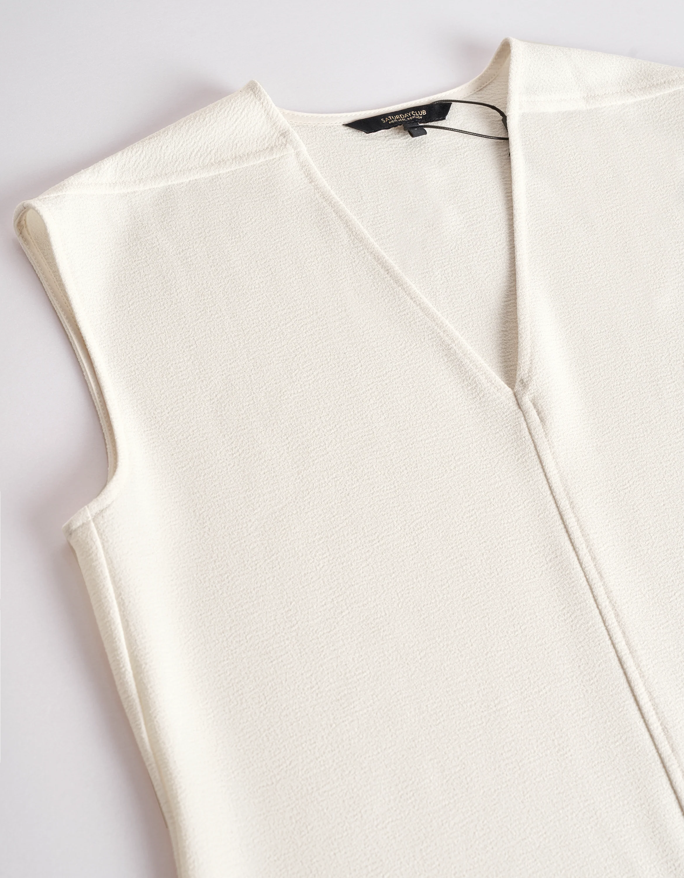 Mini-Cap Sleeveless V-Neck Top - Image 12