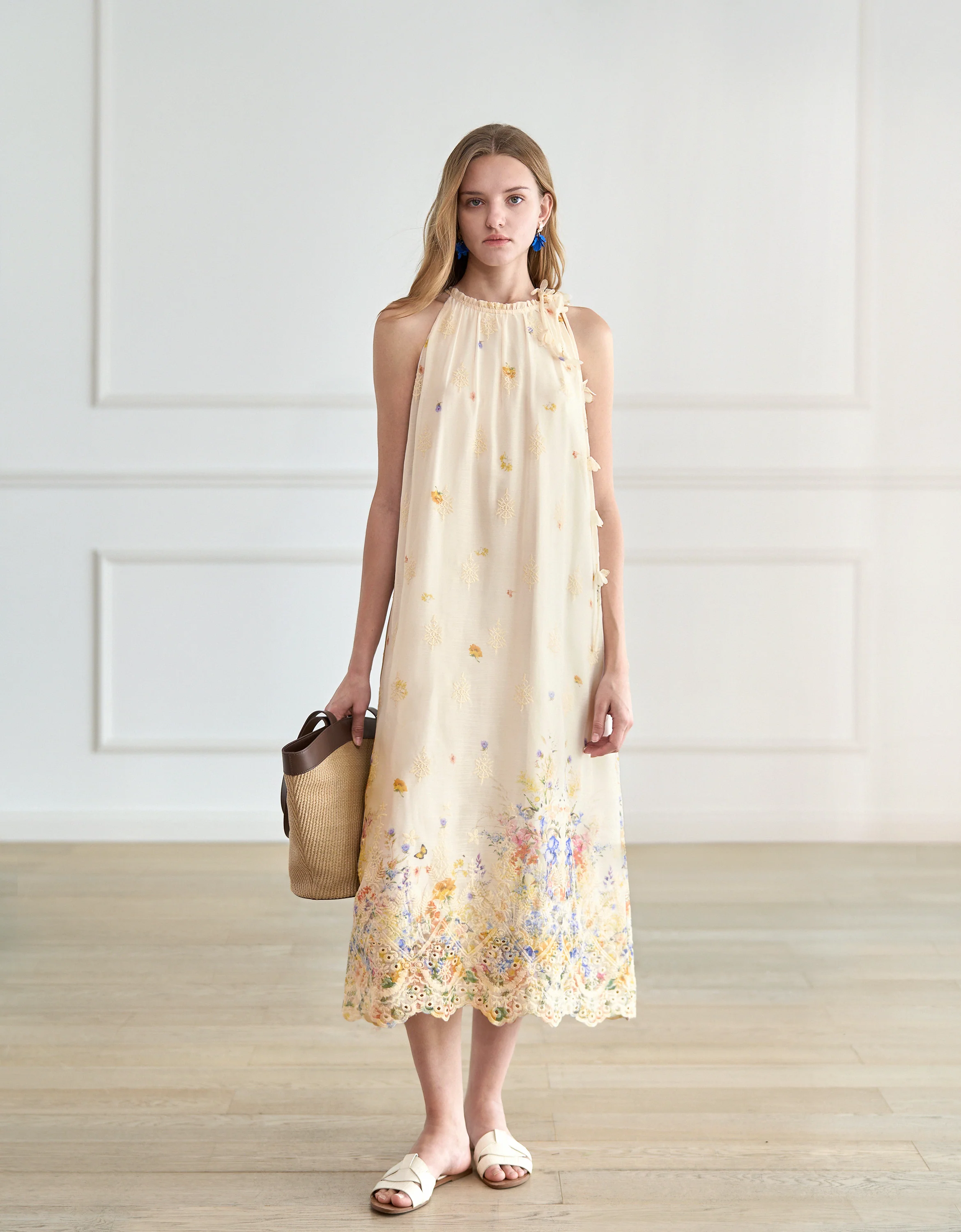 Placement Floral Embroidery Halterneck Sleeveless Dress - Image 2