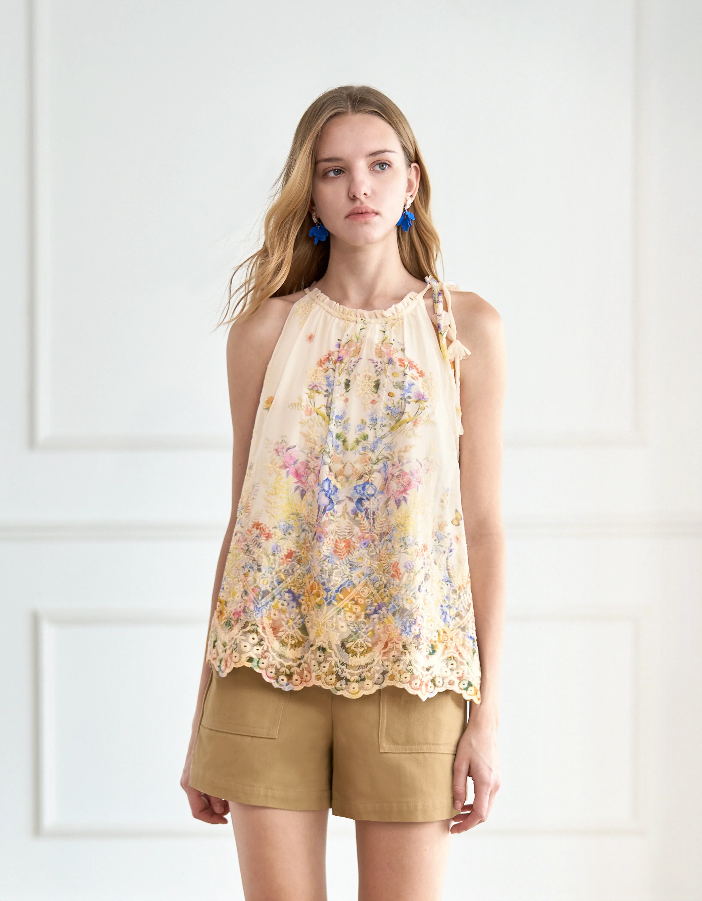 Placement Floral Embroidery Halterneck Sleeveless Top - Image 3