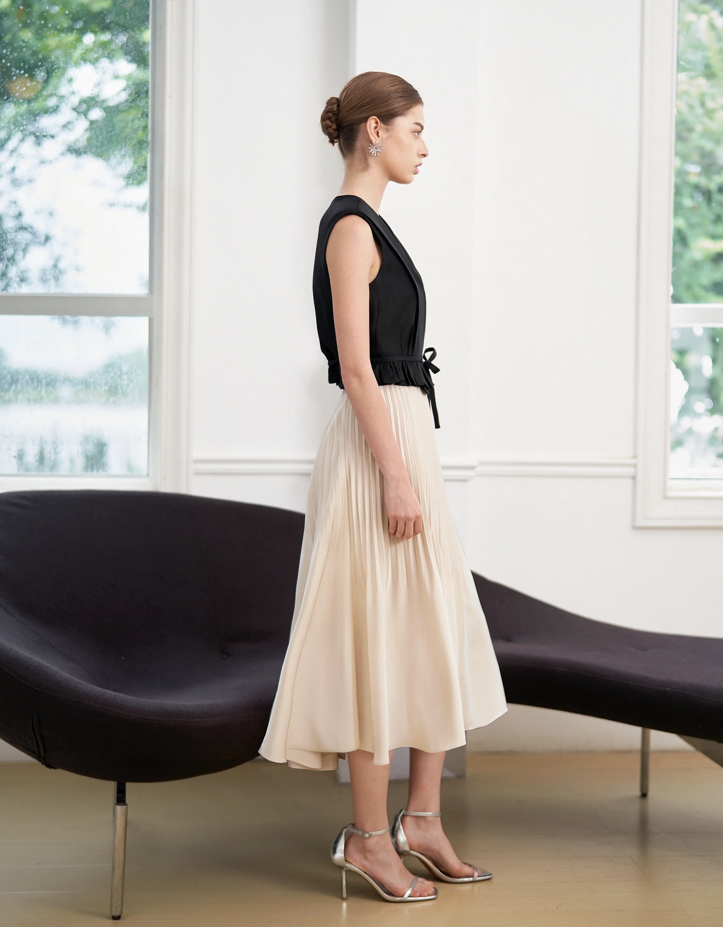 Pleated Midi Fishtail Skirt - Image 22