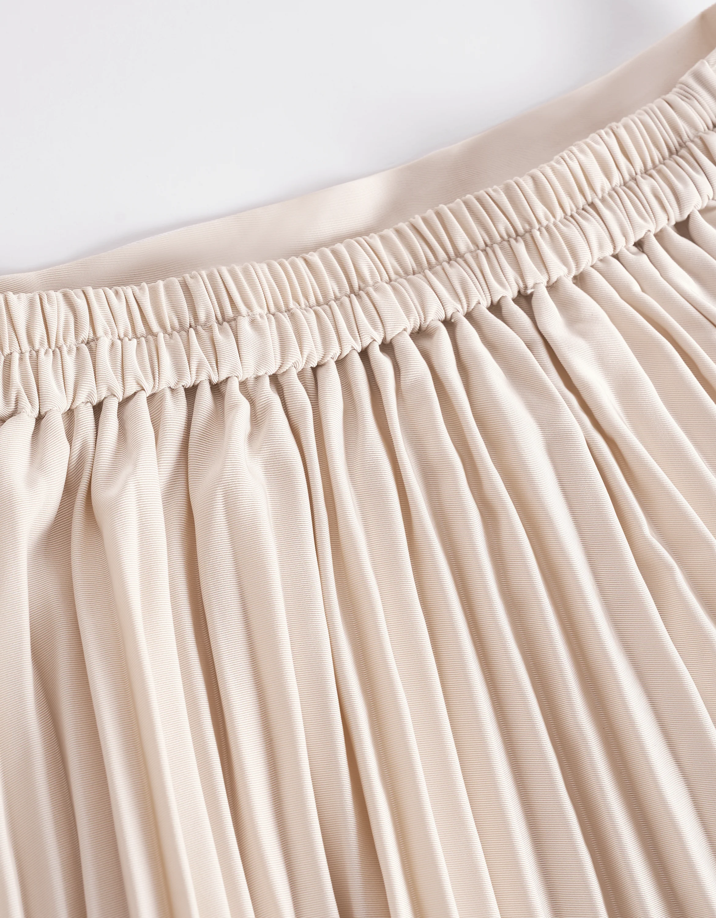 Pleated Midi Fishtail Skirt - Image 26
