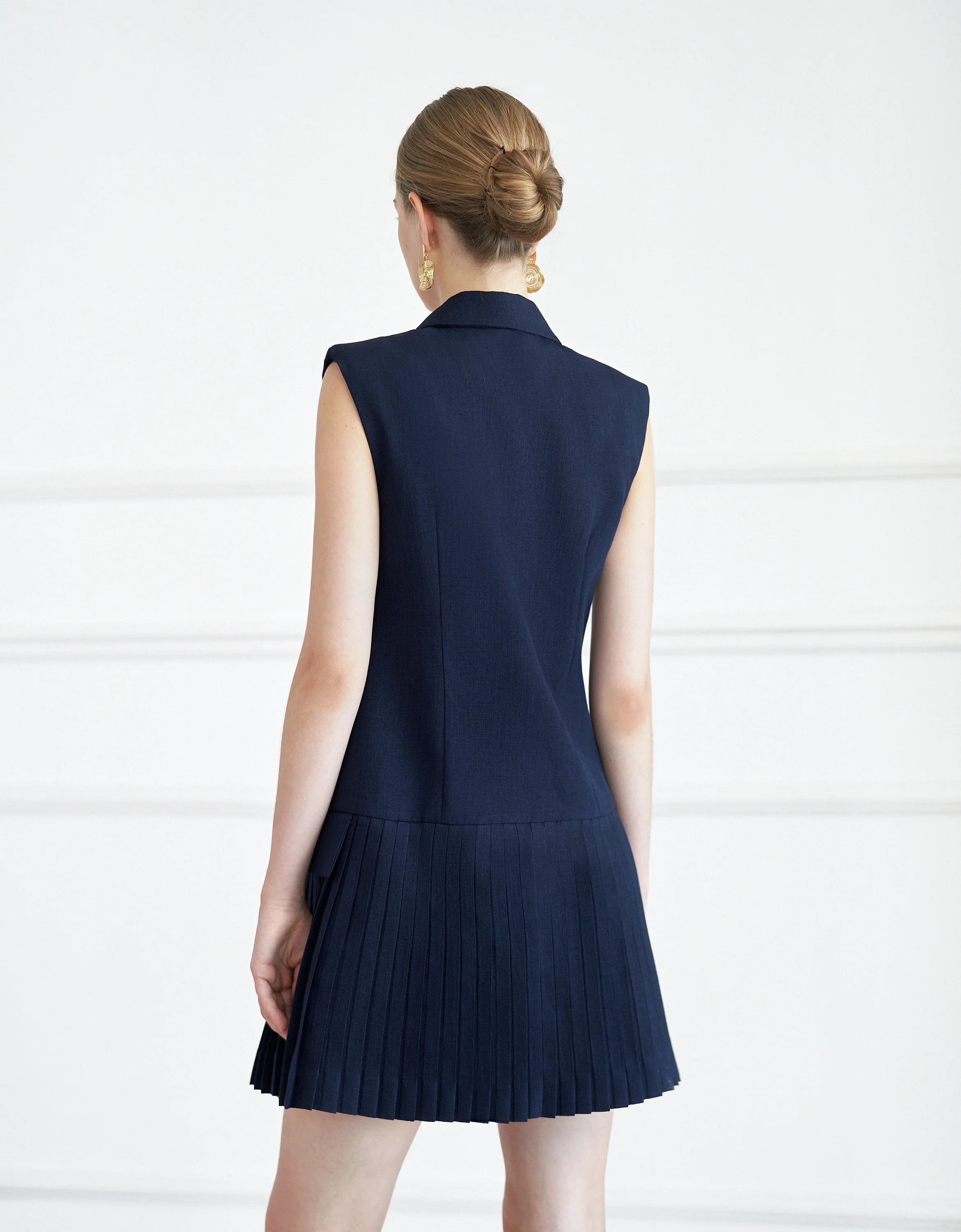 Pleated Panel Single-breasted Suit Dress - Image 11