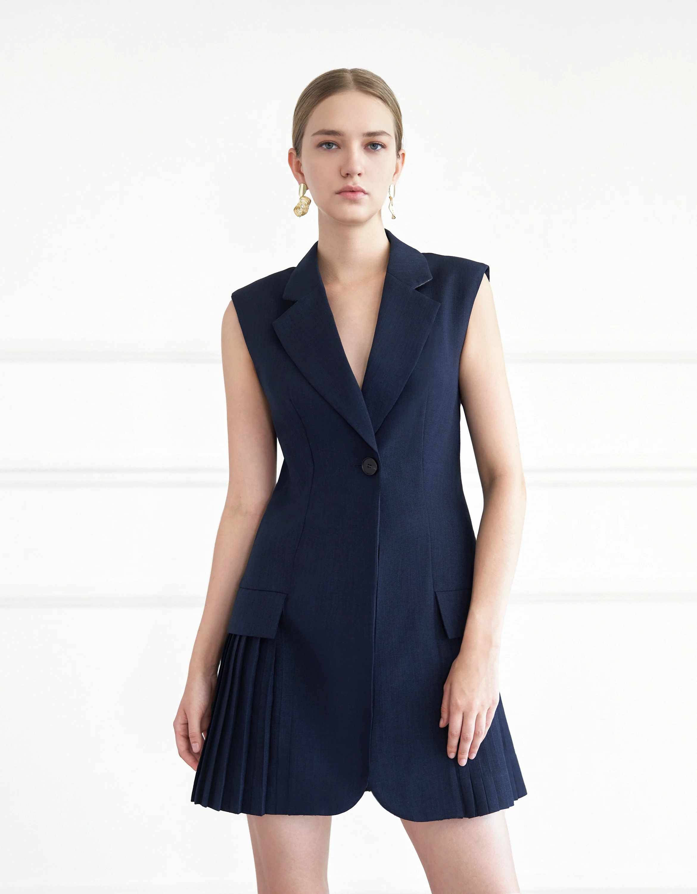 Pleated Panel Single-breasted Suit Dress - Image 9