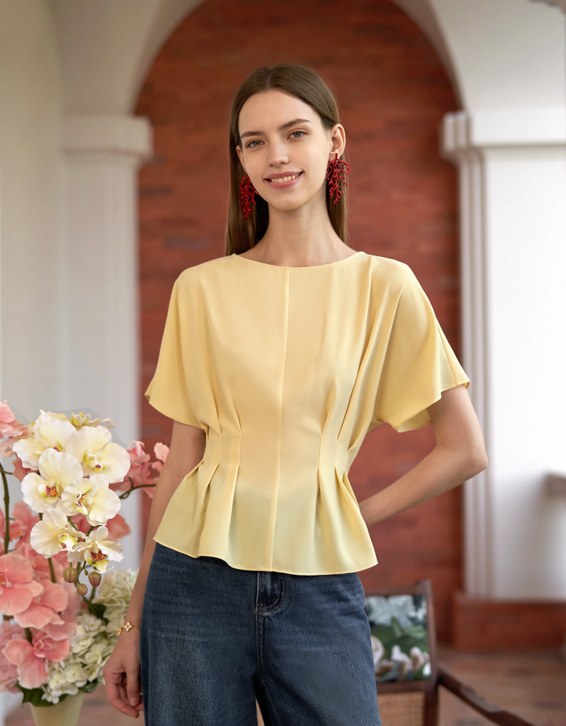 Pleated Waist Round Neck Short Sleeve Top - Image 9