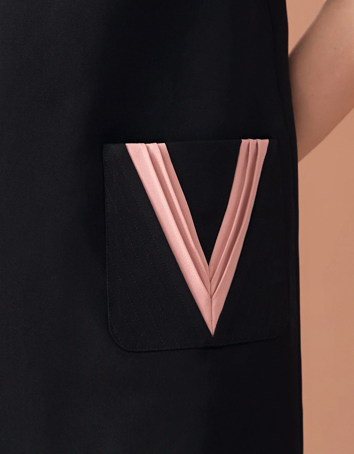 Pocket Detail Short Sleeve Shift Dress - Image 7