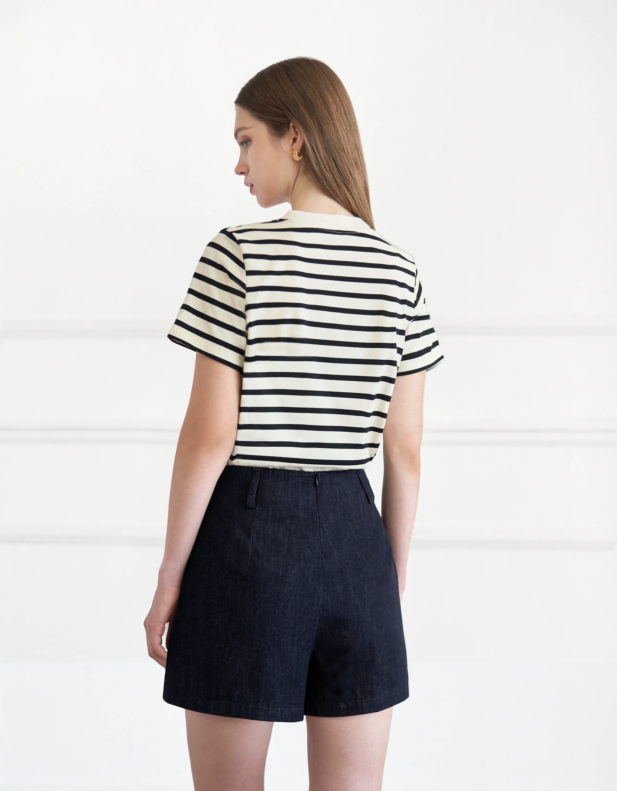 Pocket Topstitch Detail Denim Shorts - Image 3