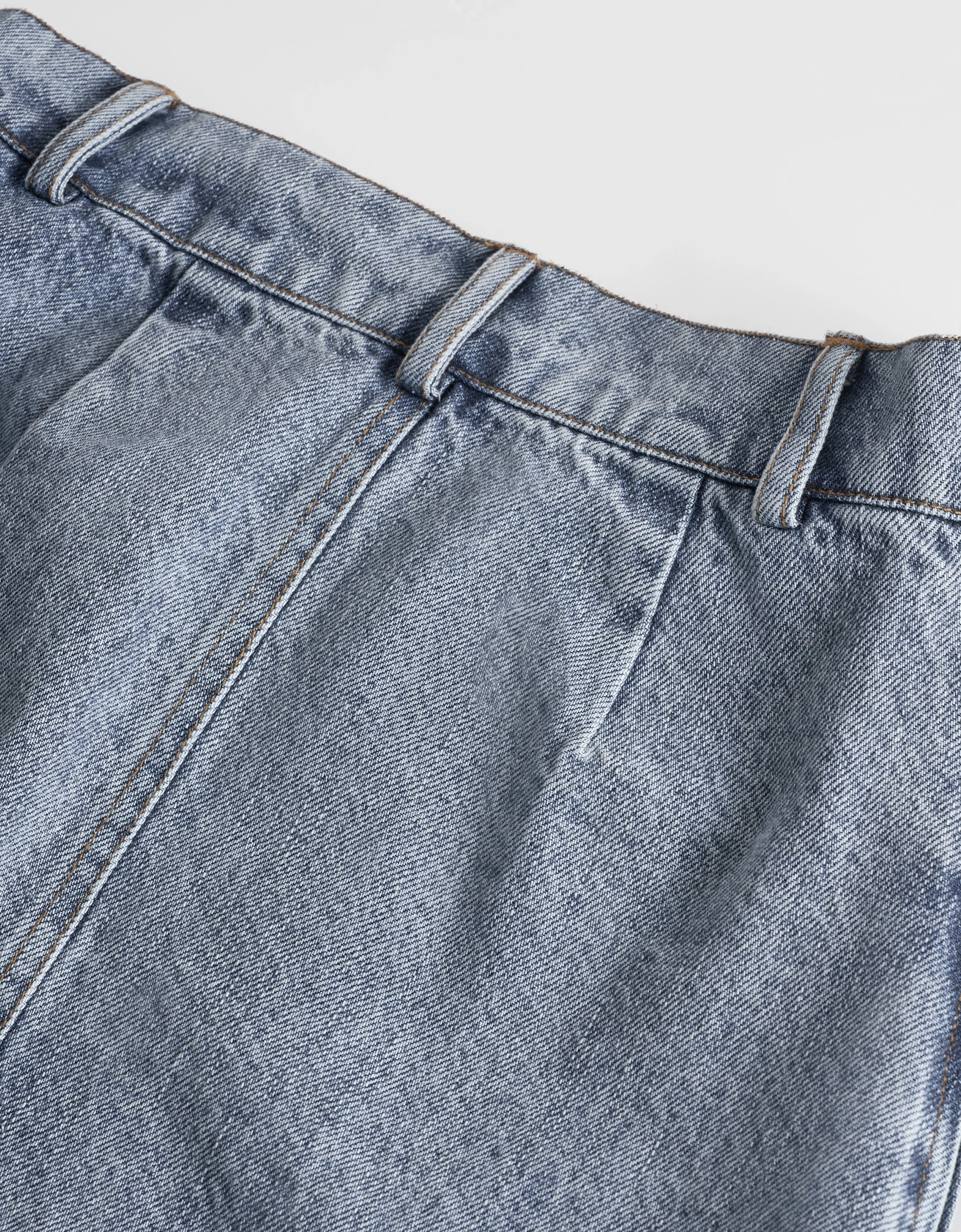 Ruched Mini Denim Skirt - Image 16