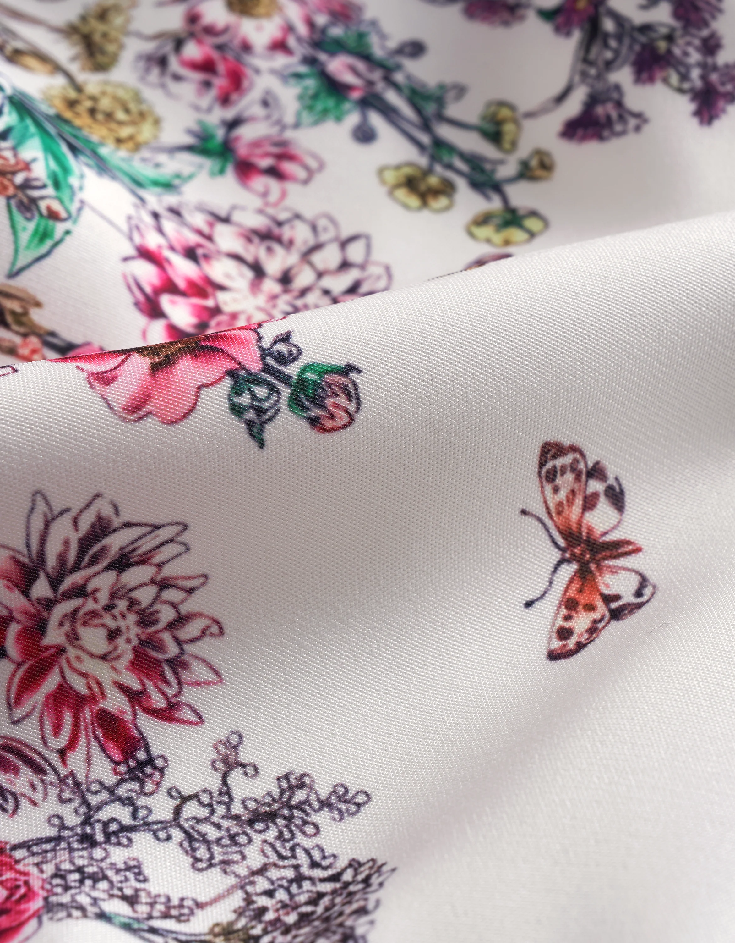 Ruffled Hem Sleeveless Floral Cropped Top - Image 12