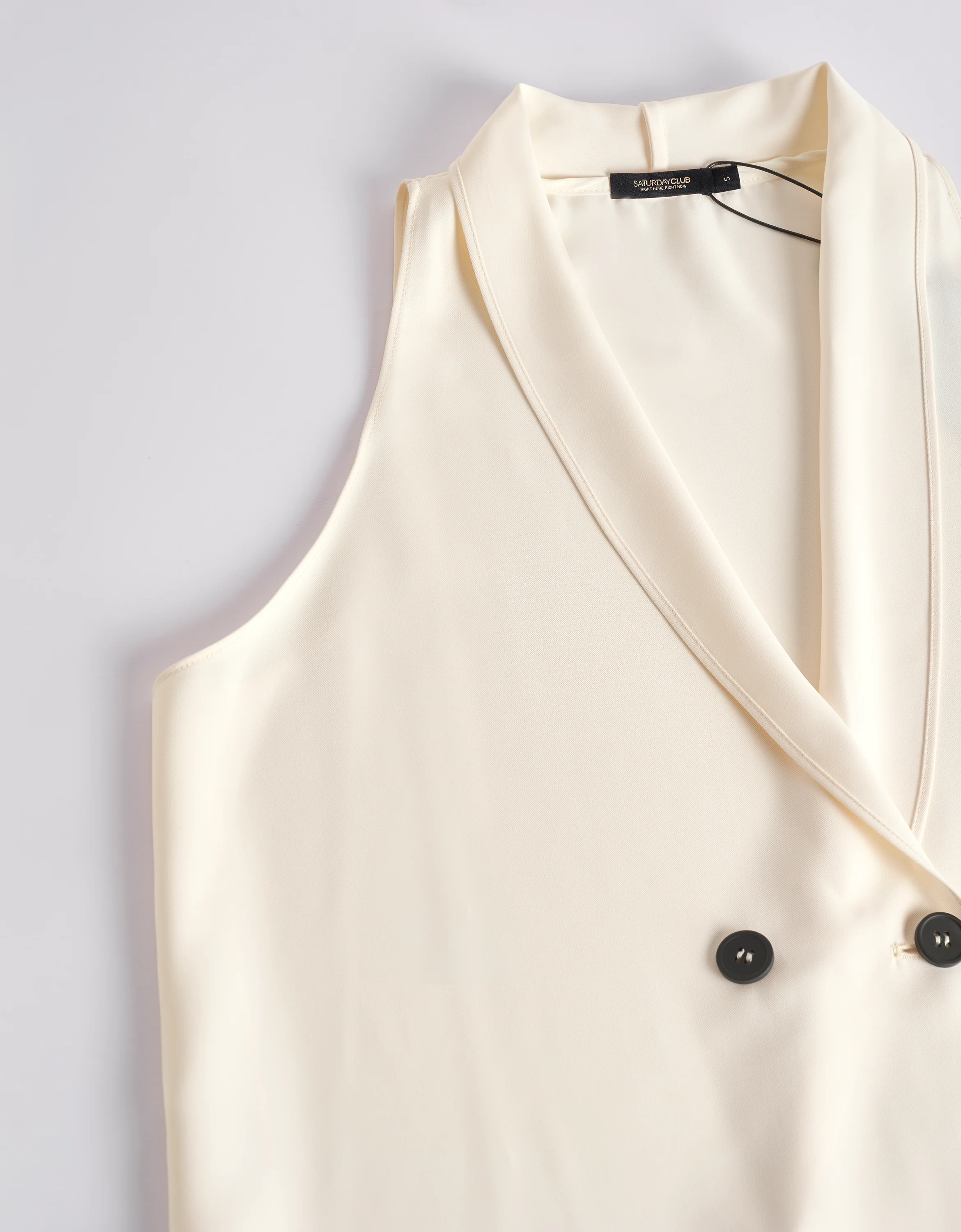 Shawl Collar Double-breasted Sleeveless Top - Image 14