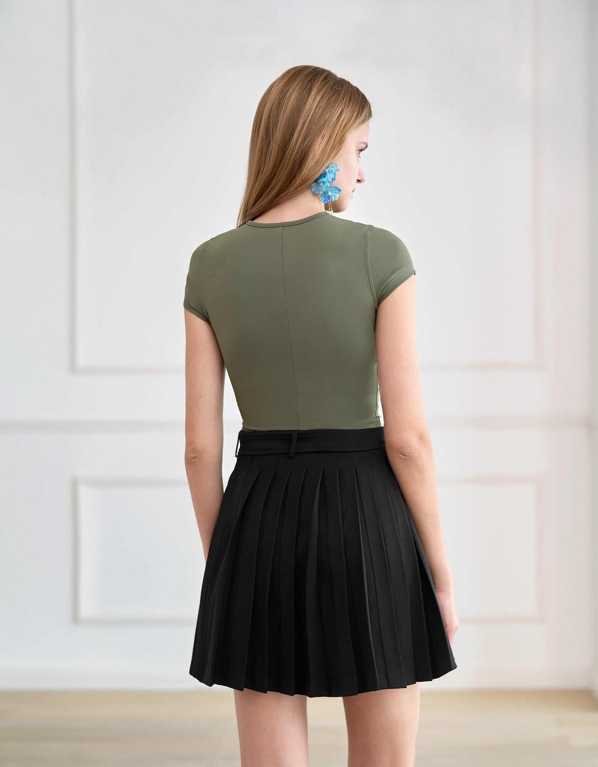 Short Sleeve Knit Top - Image 11