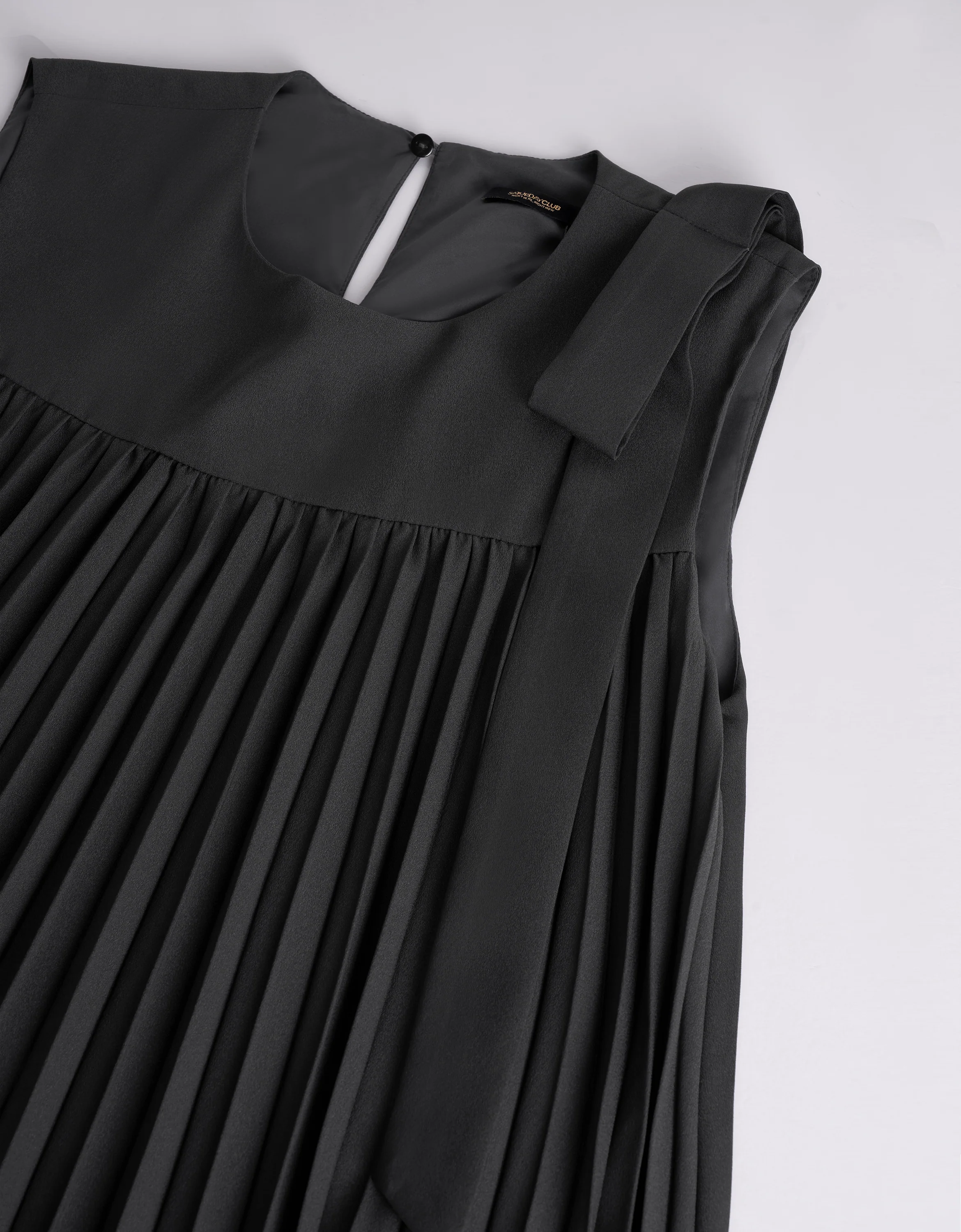 Shoulder Bow Contrast Hem Pleated Dress - Image 5
