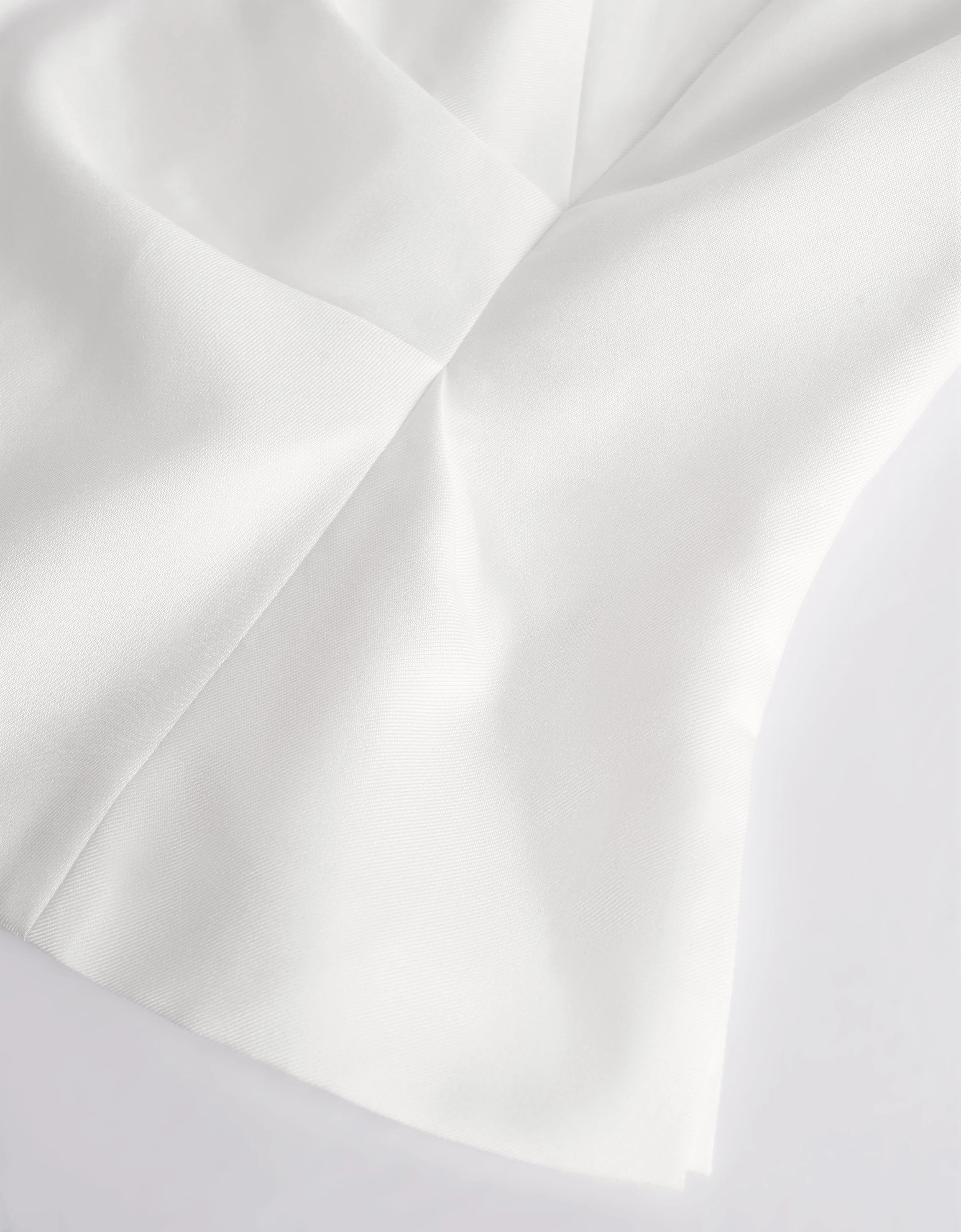 Sleeveless V-neck Pleated Top - Image 16