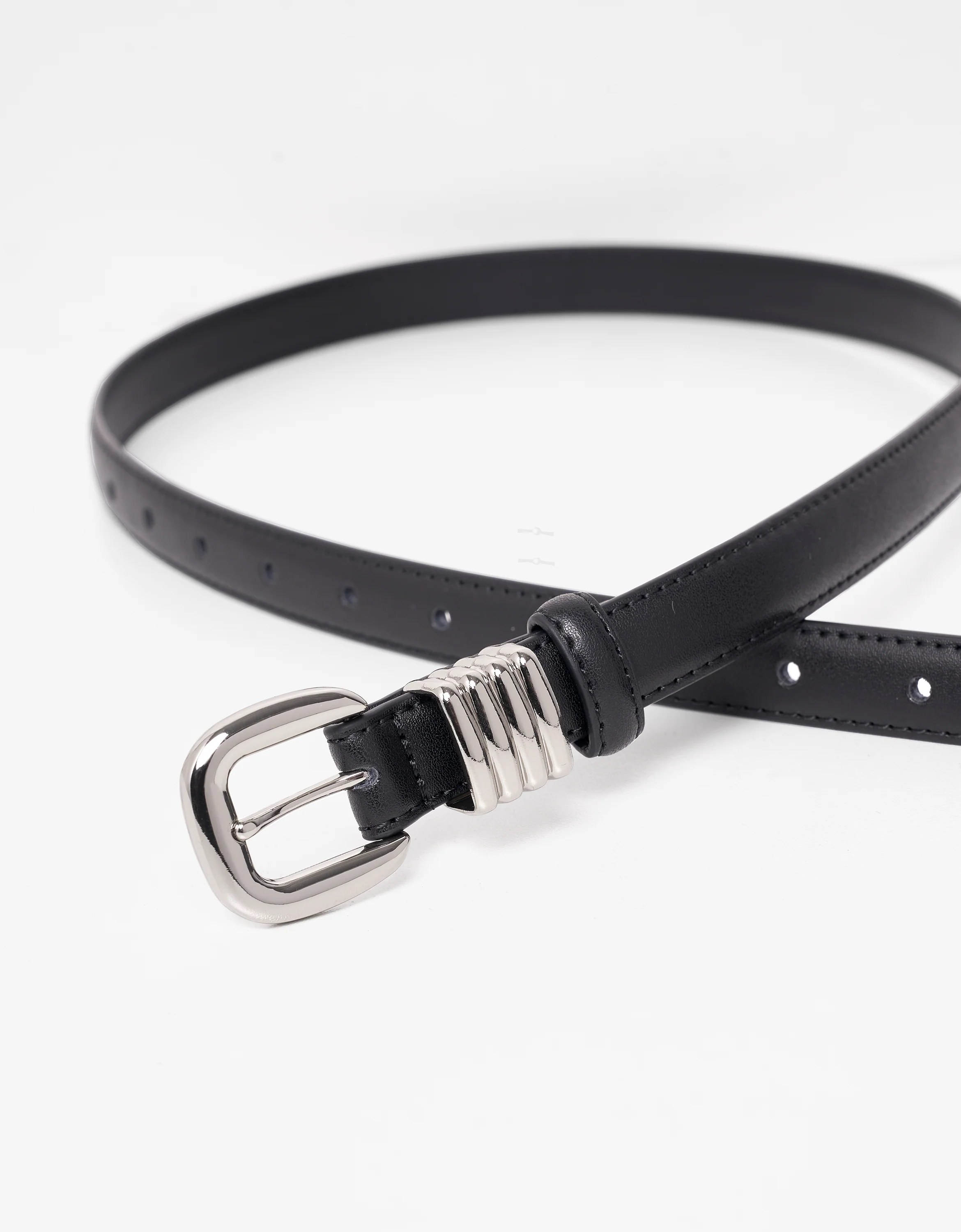 Square Buckle Thin Leather Belt - Image 3
