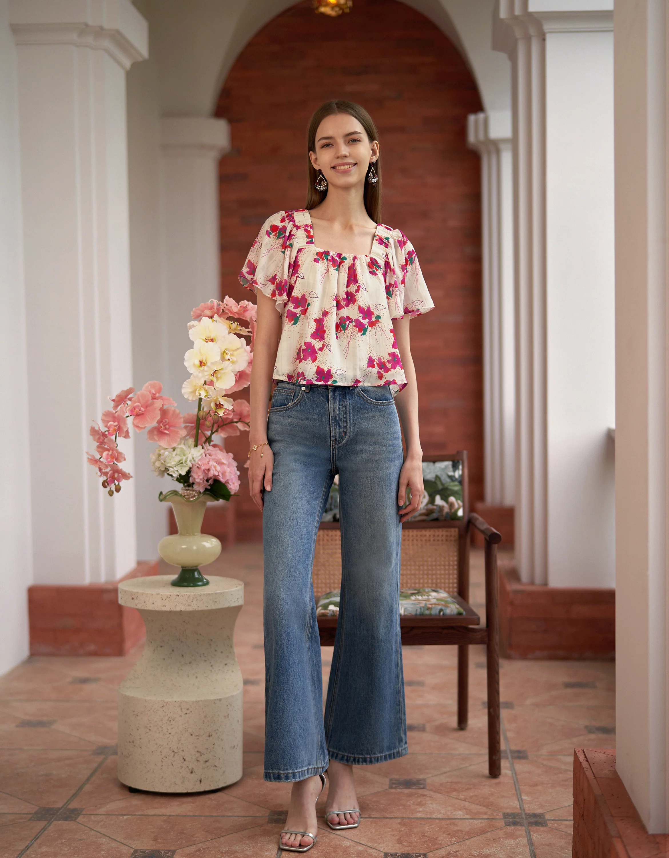 Square Neck Ruffled Sleeves Floral Cropped Top - Image 3