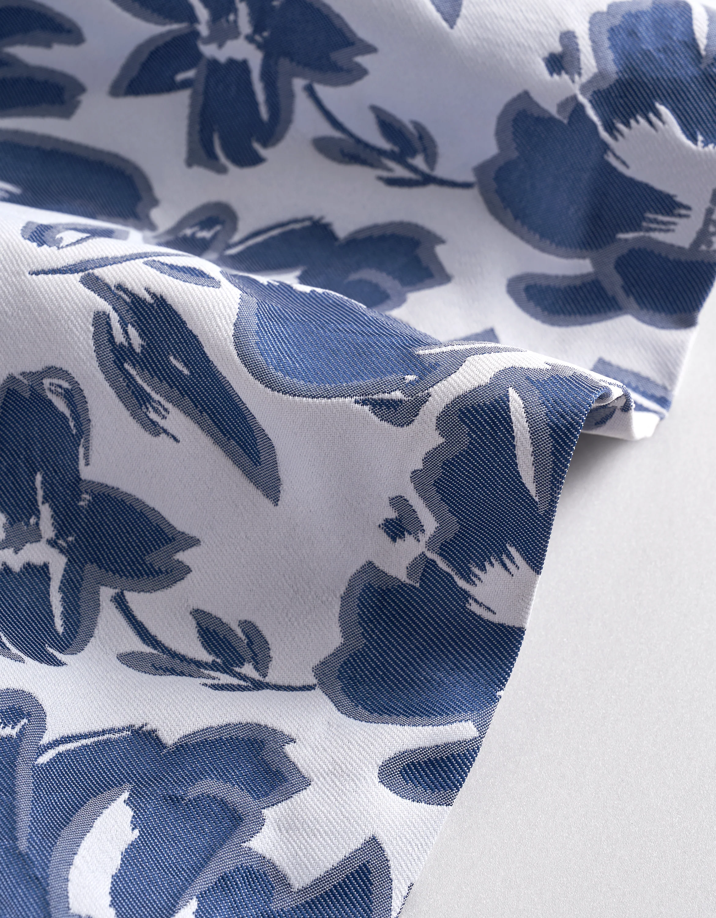Textured Jacquard Sleeveless Floral Dress - Image 12