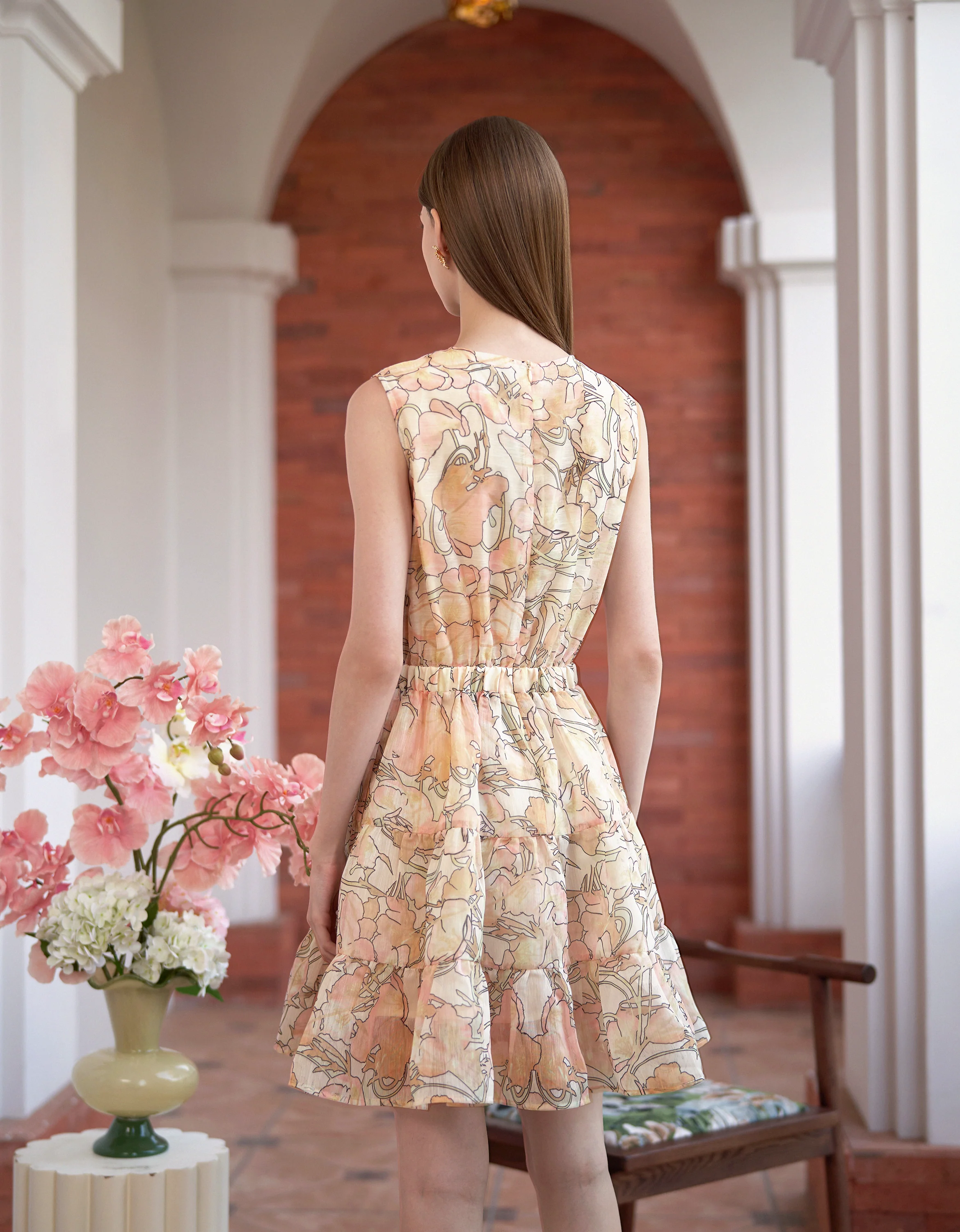 Tiered Skirt Floral Print Sleeveless Dress - Image 4