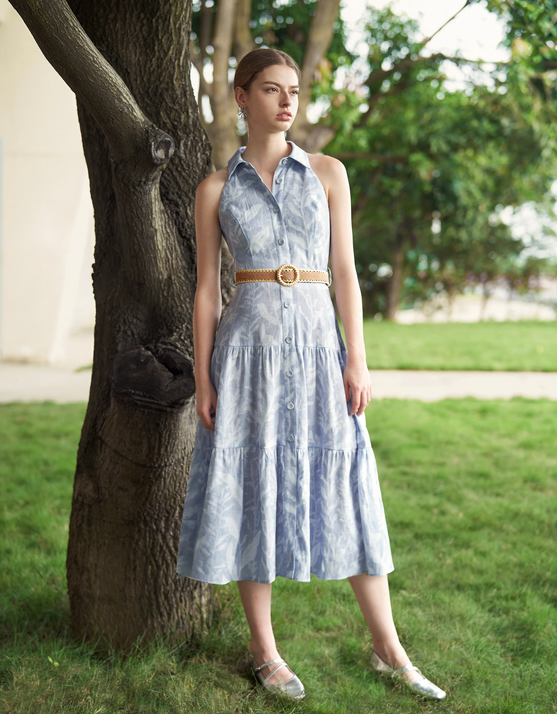 Tiered Skirt Sleeveless Printed Dress - Image 11