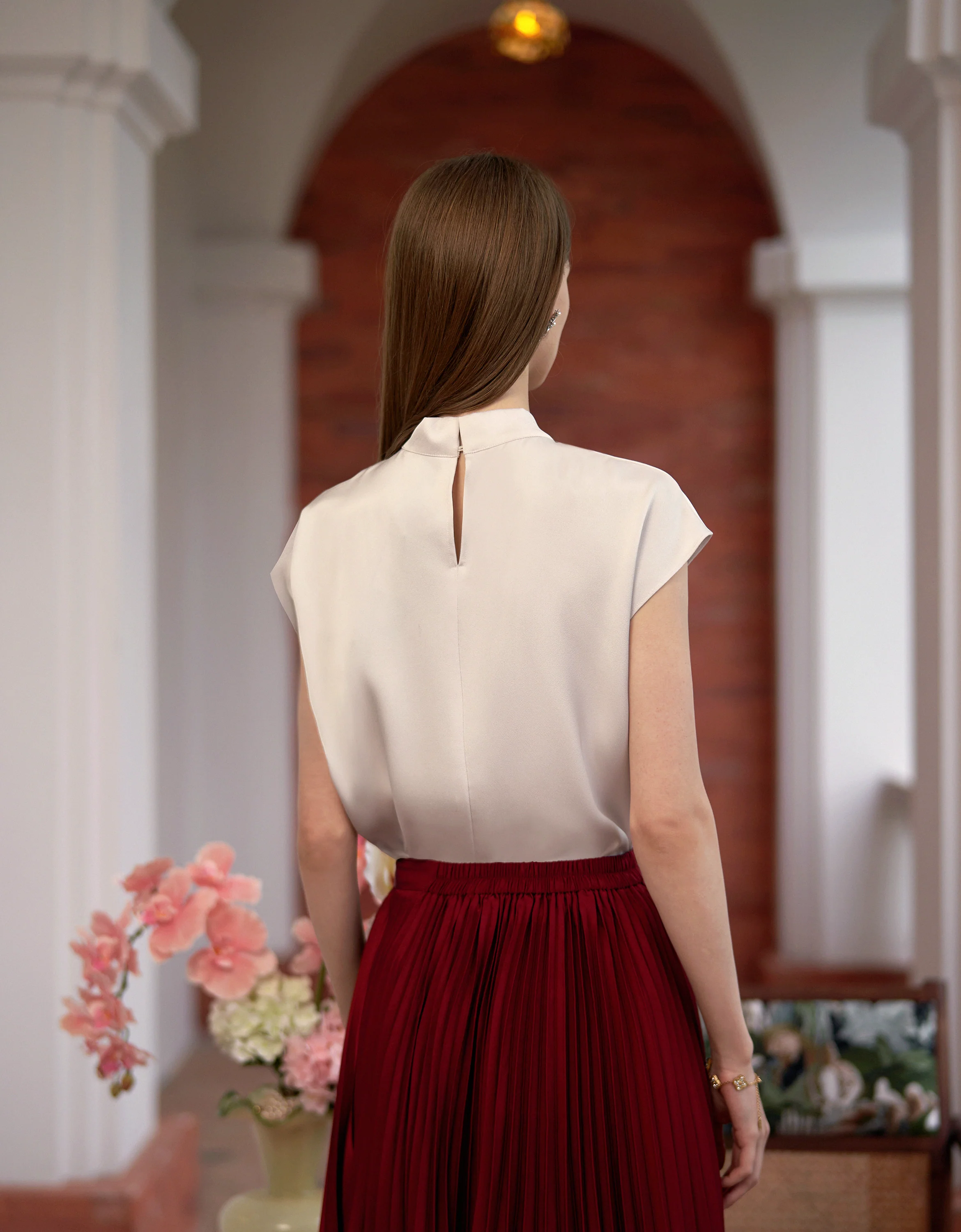 Twisted Neckline Stand Collar Top - Image 10