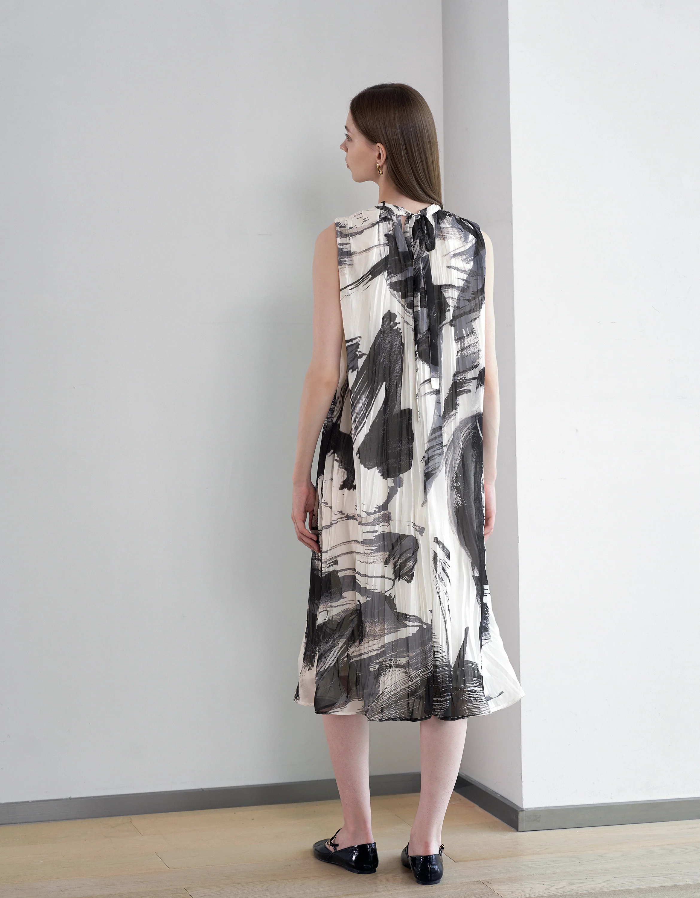 Two-way Art Print Midi Dress - Image 15