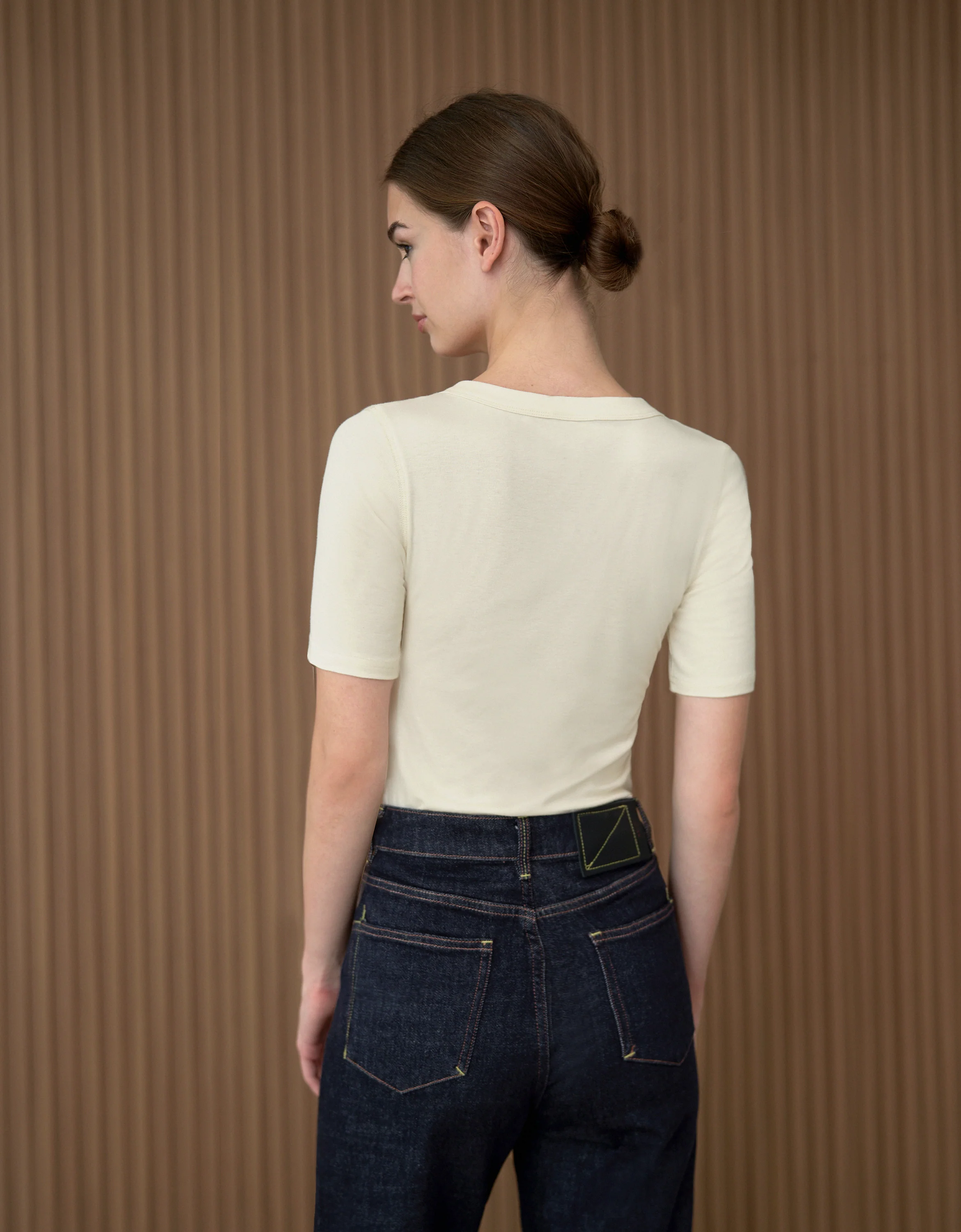 U-neck Short Sleeve Knit Top - Image 3