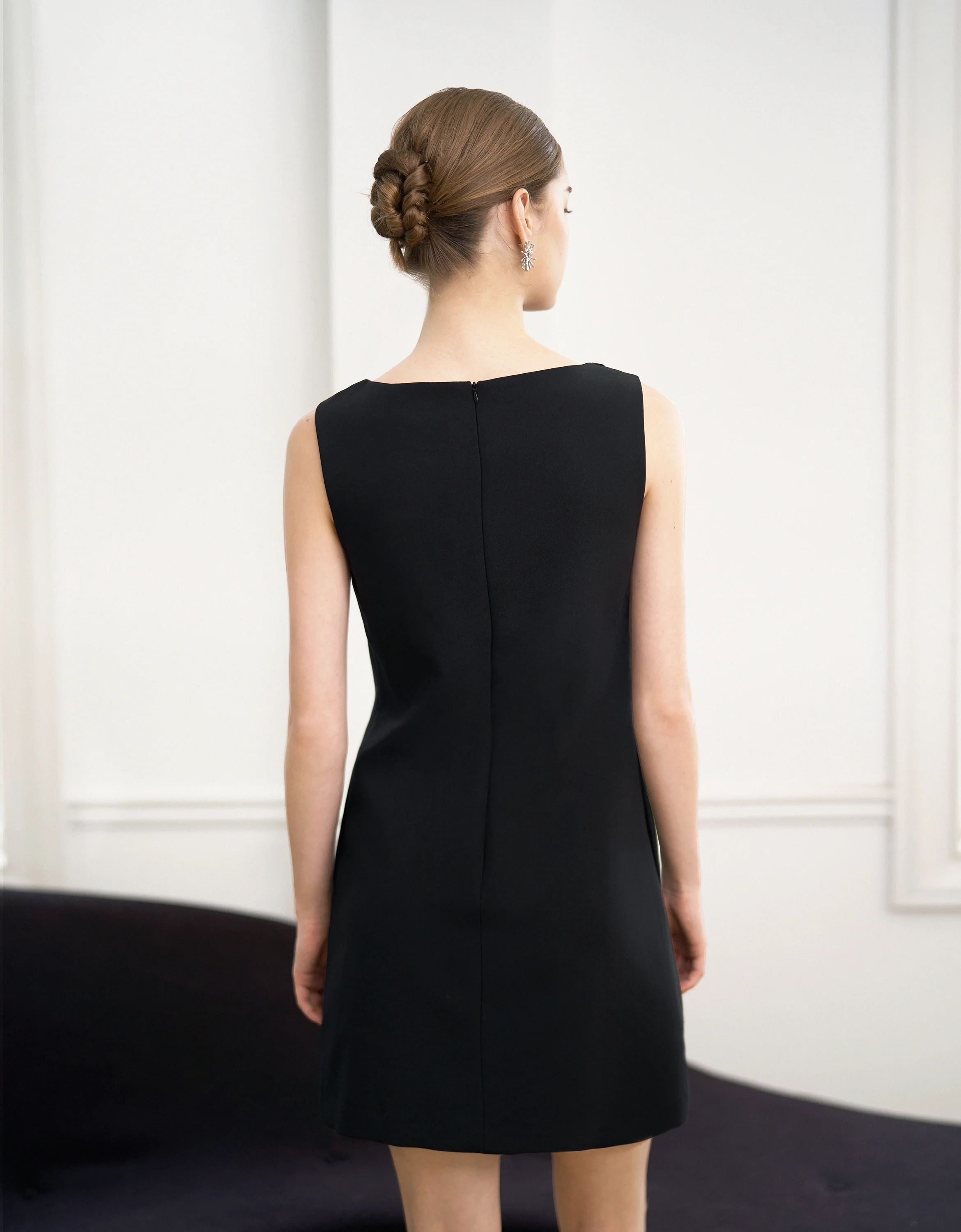 V-neck Embellished Sleeveless Dress - Image 22