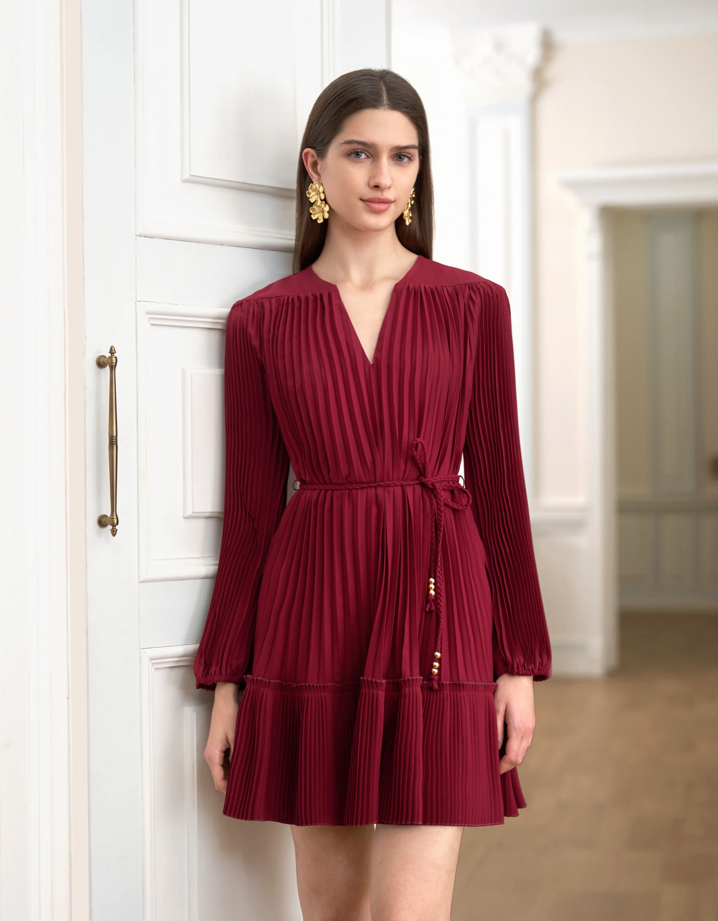 V-neck Long Sleeve Pleated Dress