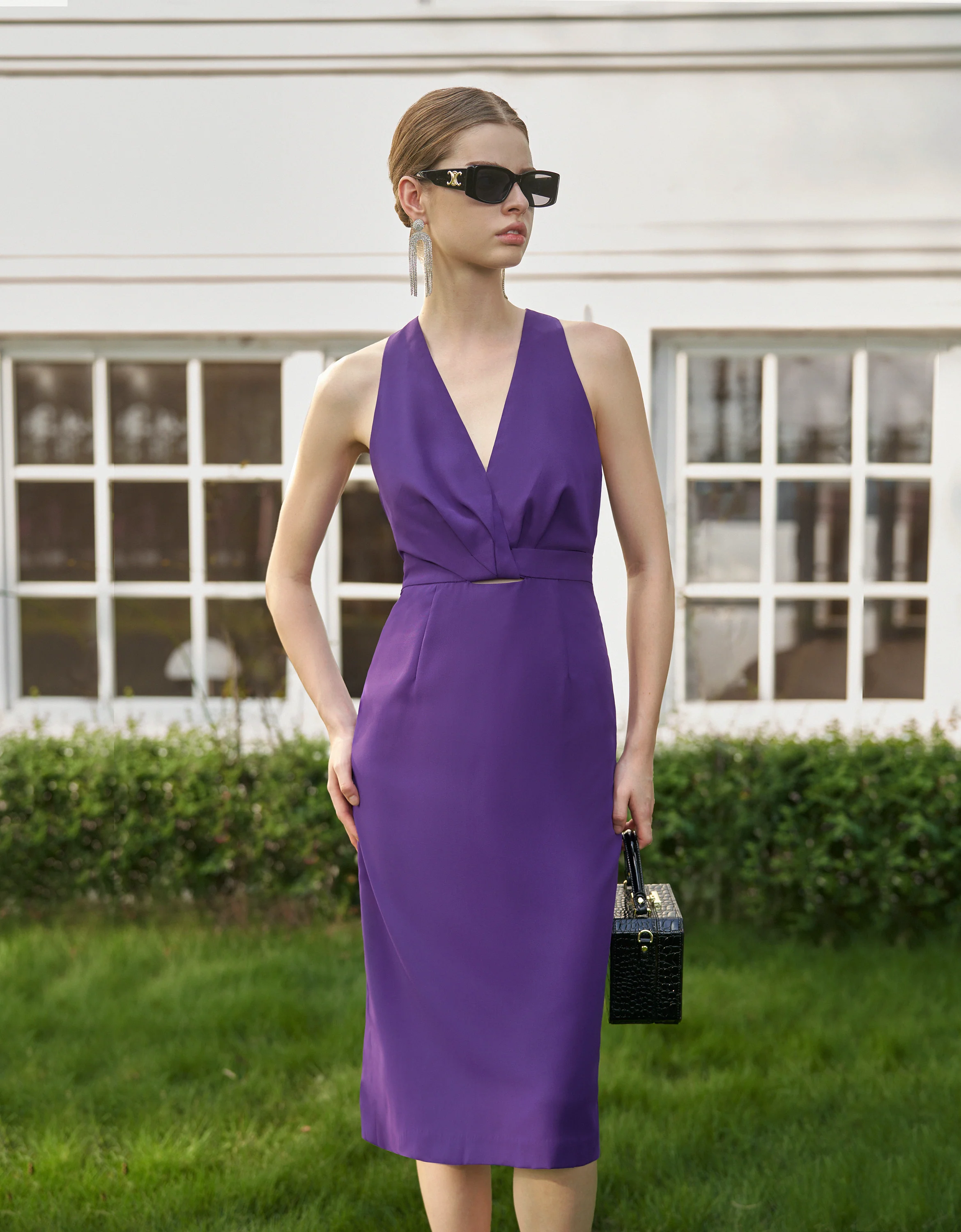 V-neck Overlap Sleeveless Midi Dress - Image 8